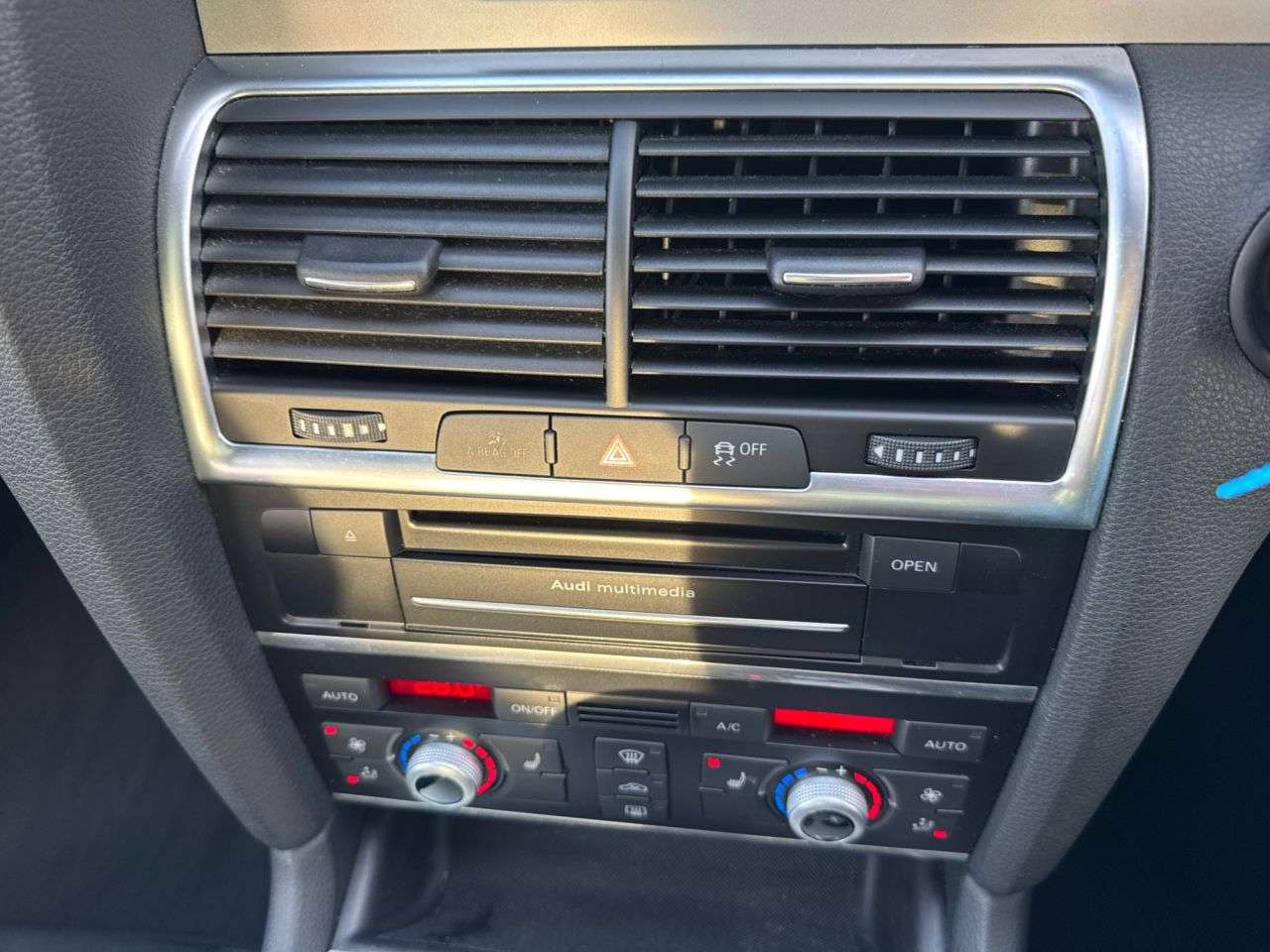 2014 AUDI Q7 2014 AUDI Q7