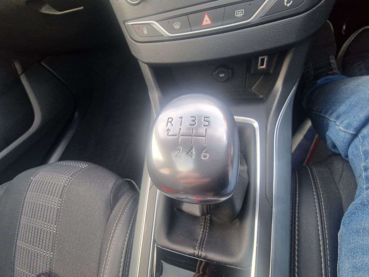 2018 PEUGEOT 308 SW 2018 PEUGEOT 308 SW