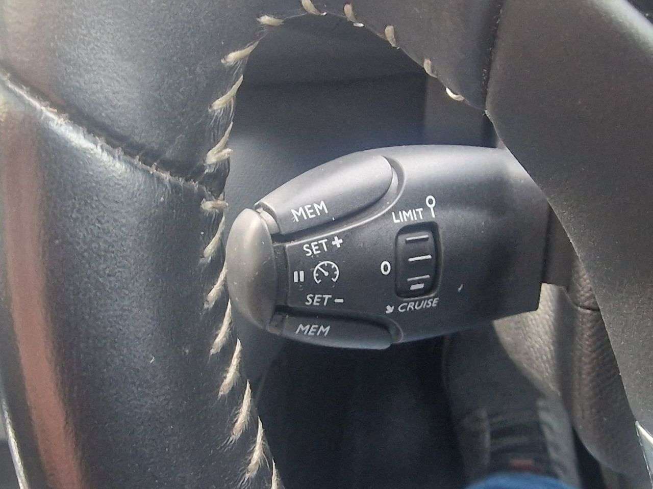 2018 PEUGEOT 308 SW 2018 PEUGEOT 308 SW