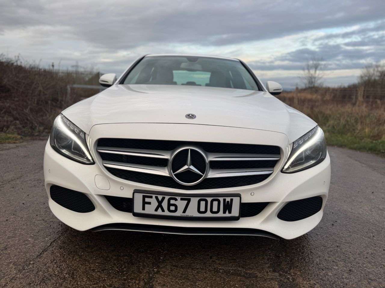 A 2017 MERCEDES-BENZ C-CLASS 2.0 C350e 6.4kWh Sport Saloon 4dr Petrol Plug-in Hybrid G-Tronic+ Euro 6 (s A 2017 MERCEDES-BENZ C-CLASS 2.0 C350e 6.4kWh Sport Saloon 4dr Petrol Plug-in Hybrid G-Tronic+ Euro 6 (s