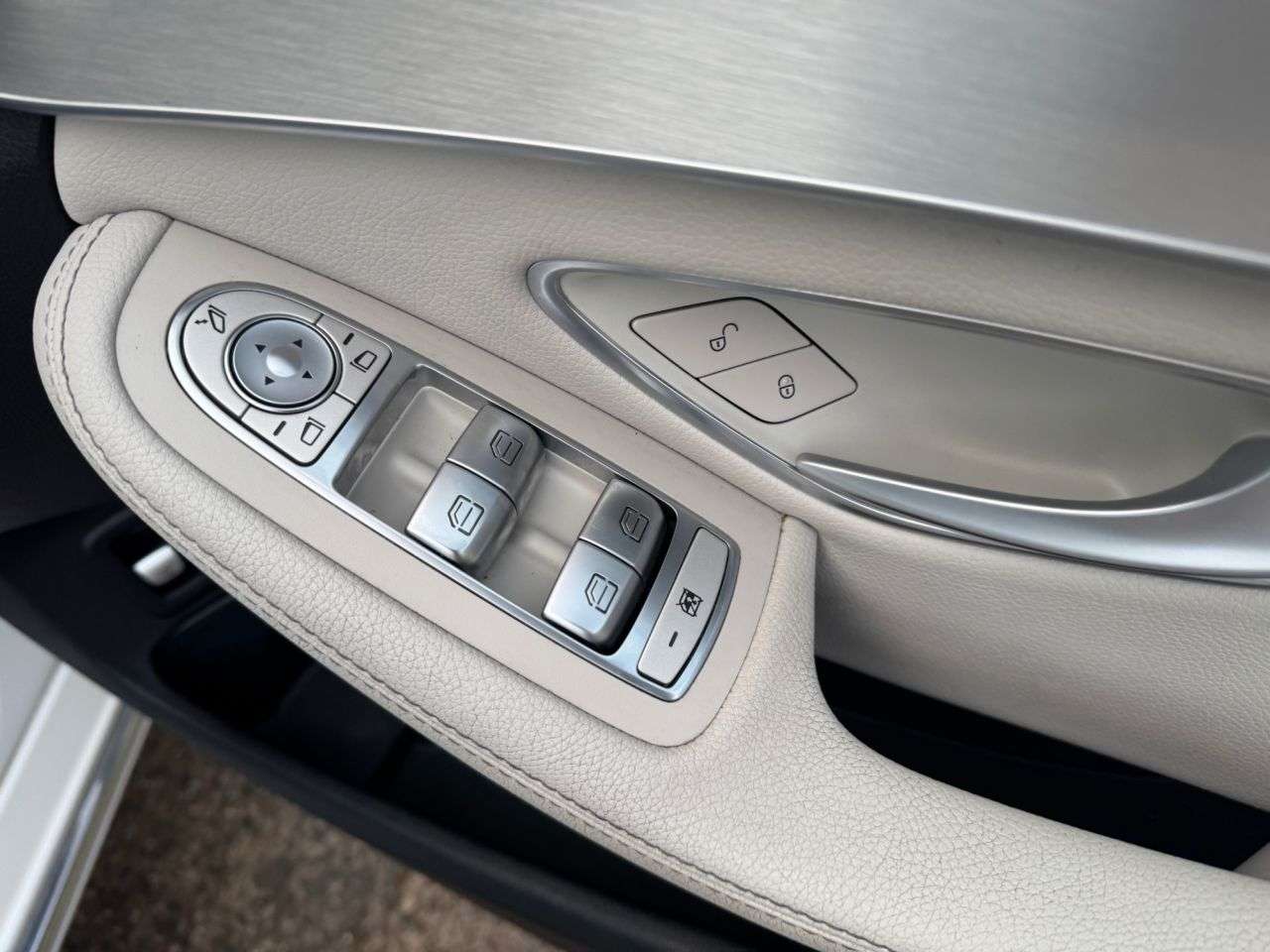 2017 MERCEDES-BENZ C-CLASS 2017 MERCEDES-BENZ C-CLASS