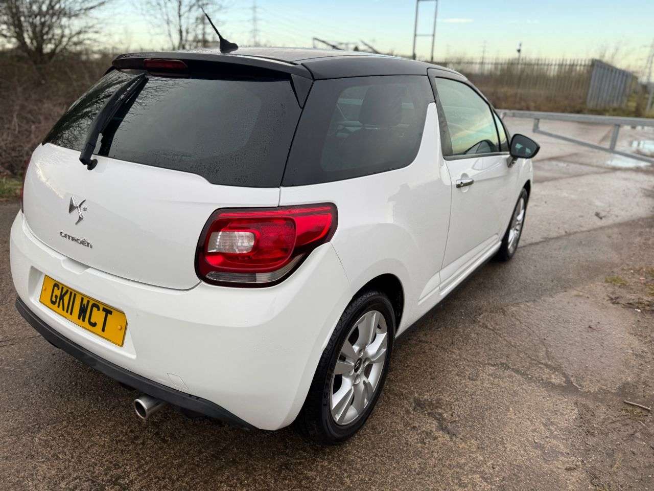 2011 CITROEN DS3 2011 CITROEN DS3