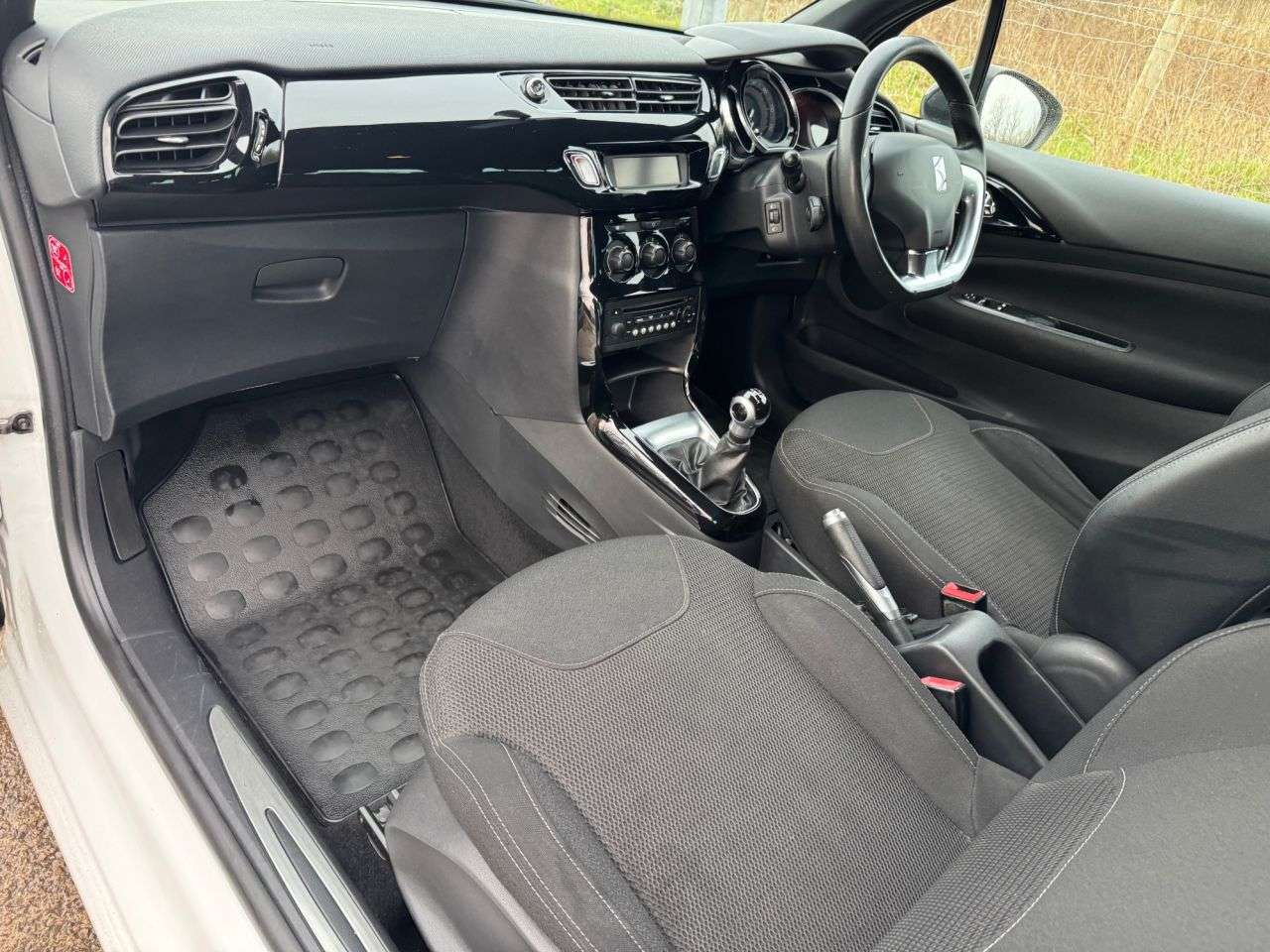 2011 CITROEN DS3 2011 CITROEN DS3