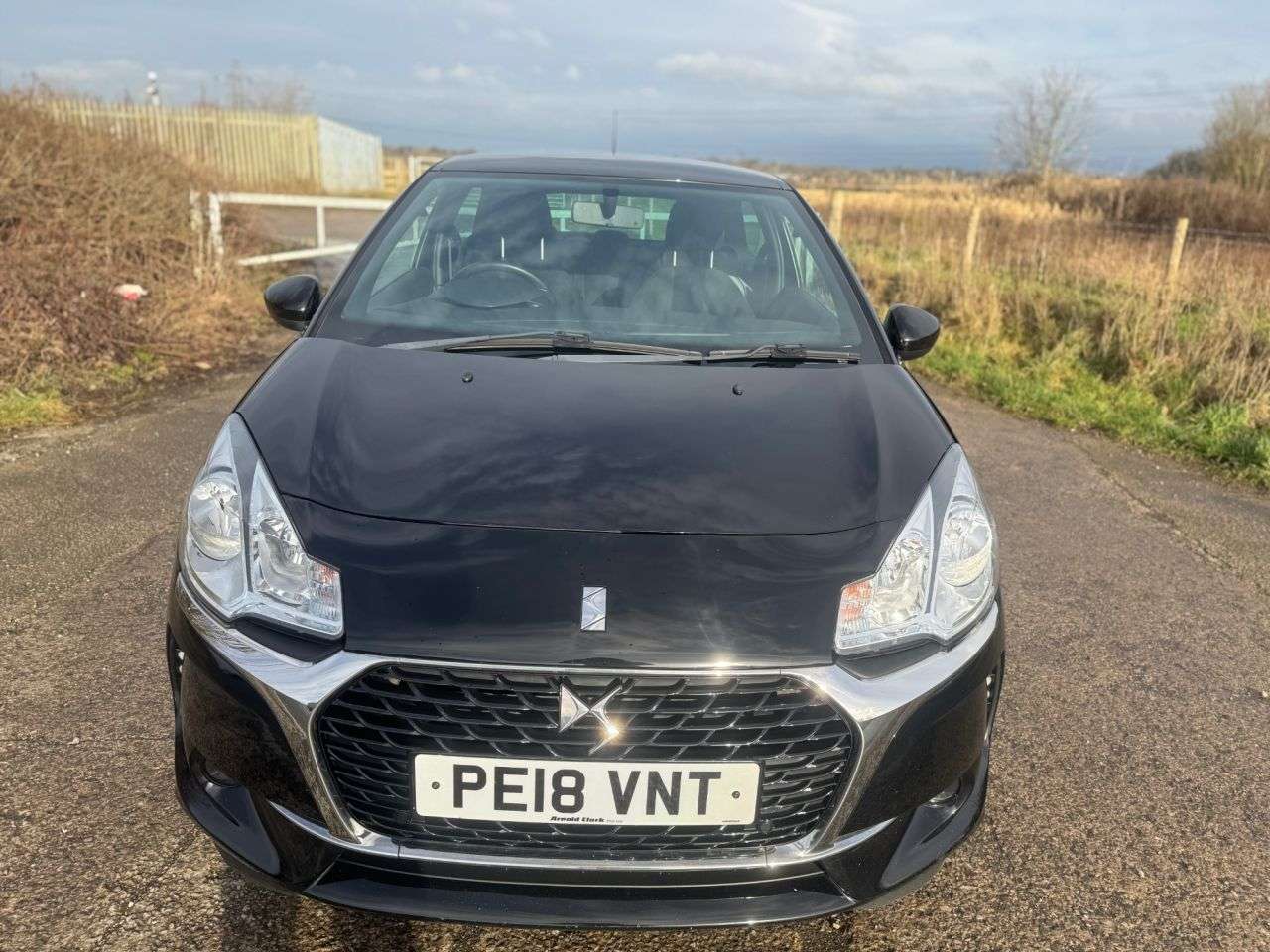 A 2018 DS AUTOMOBILES DS 3 1.2 PureTech Connected Chic Hatchback 3dr Petrol Manual Euro 6 (82 ps) A 2018 DS AUTOMOBILES DS 3 1.2 PureTech Connected Chic Hatchback 3dr Petrol Manual Euro 6 (82 ps)