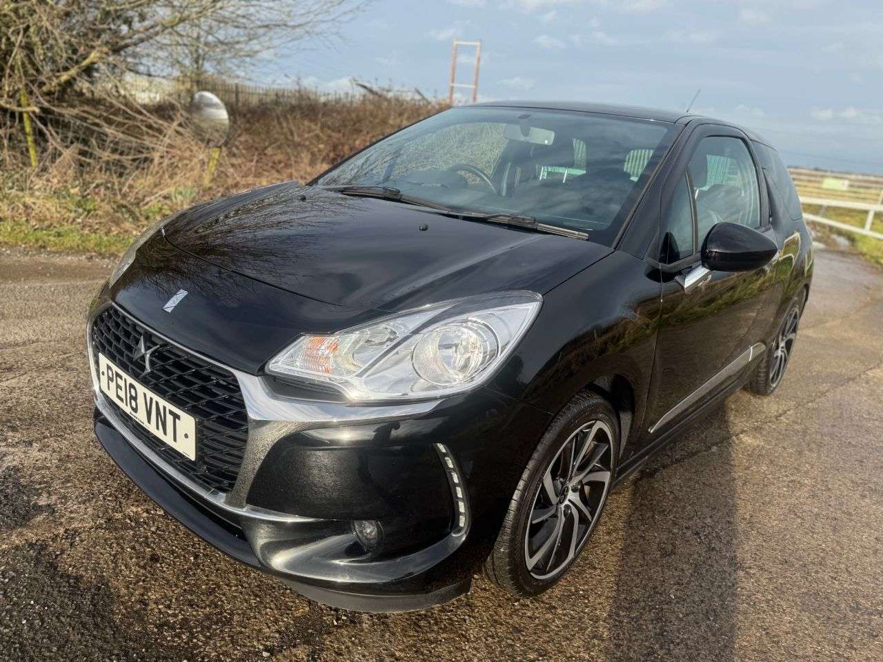 2018 DS AUTOMOBILES DS 3 2018 DS AUTOMOBILES DS 3