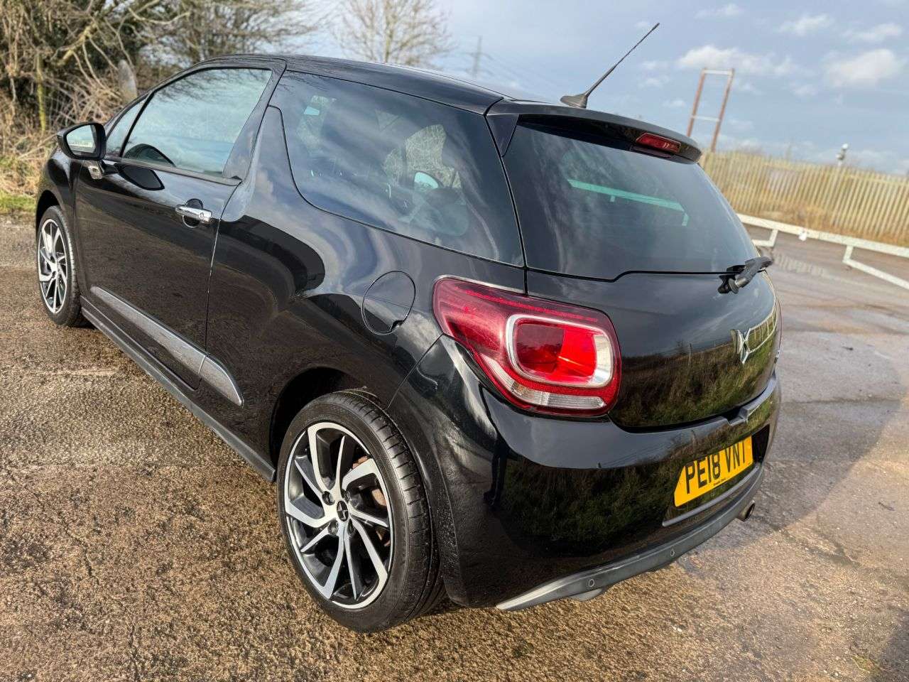 2018 DS AUTOMOBILES DS 3 2018 DS AUTOMOBILES DS 3