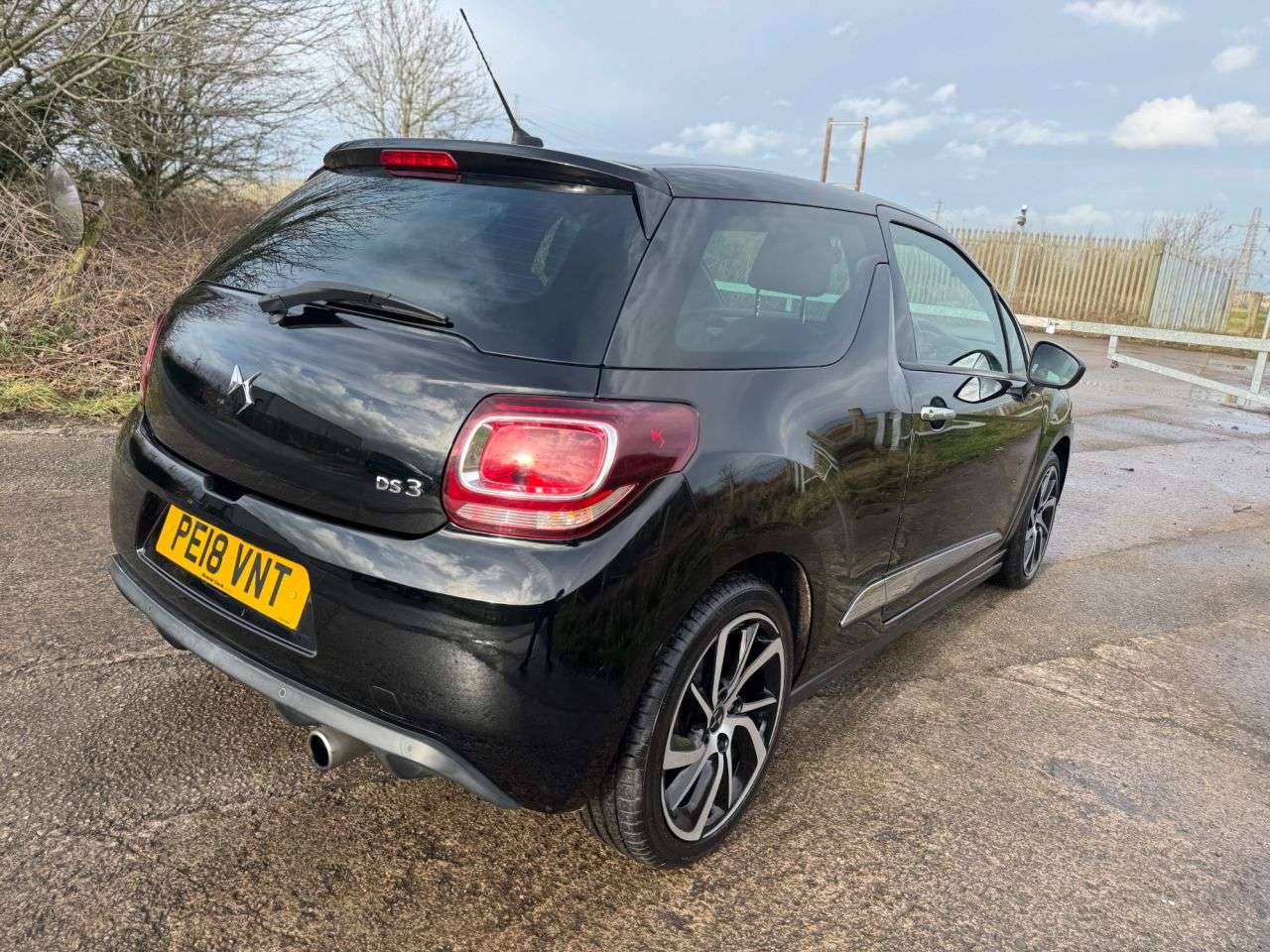 2018 DS AUTOMOBILES DS 3 2018 DS AUTOMOBILES DS 3