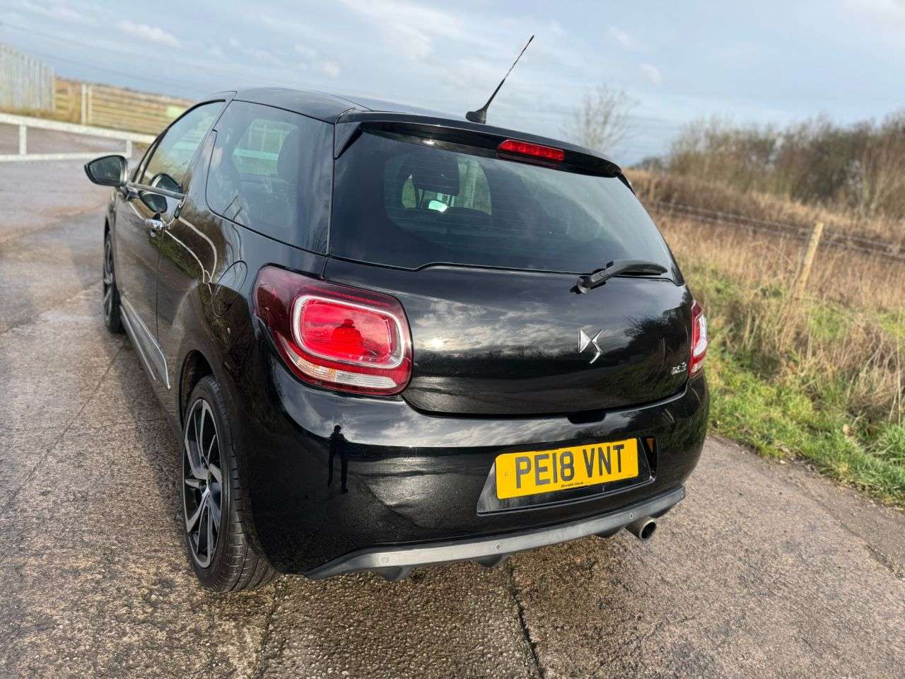 2018 DS AUTOMOBILES DS 3 2018 DS AUTOMOBILES DS 3