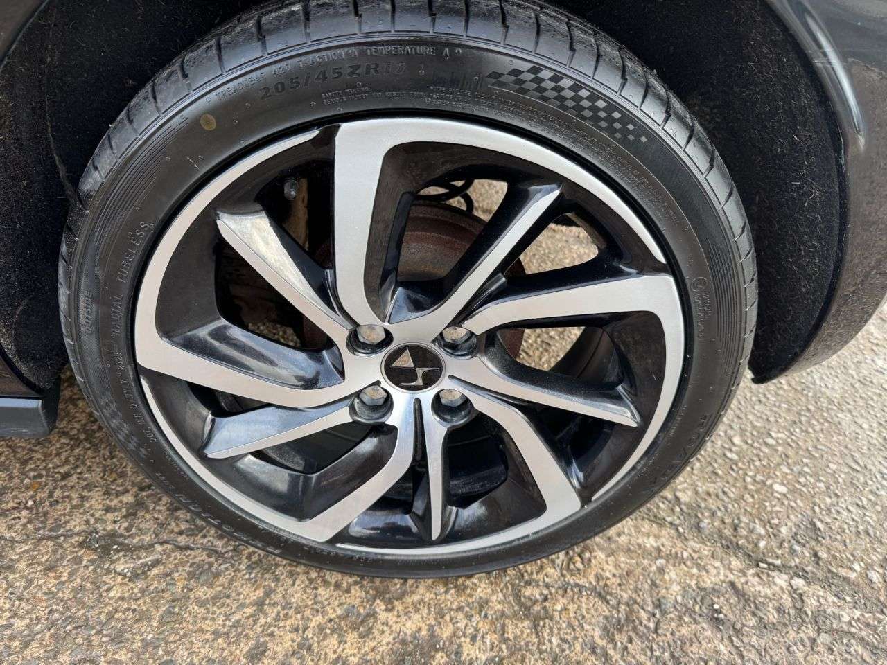 2018 DS AUTOMOBILES DS 3 2018 DS AUTOMOBILES DS 3