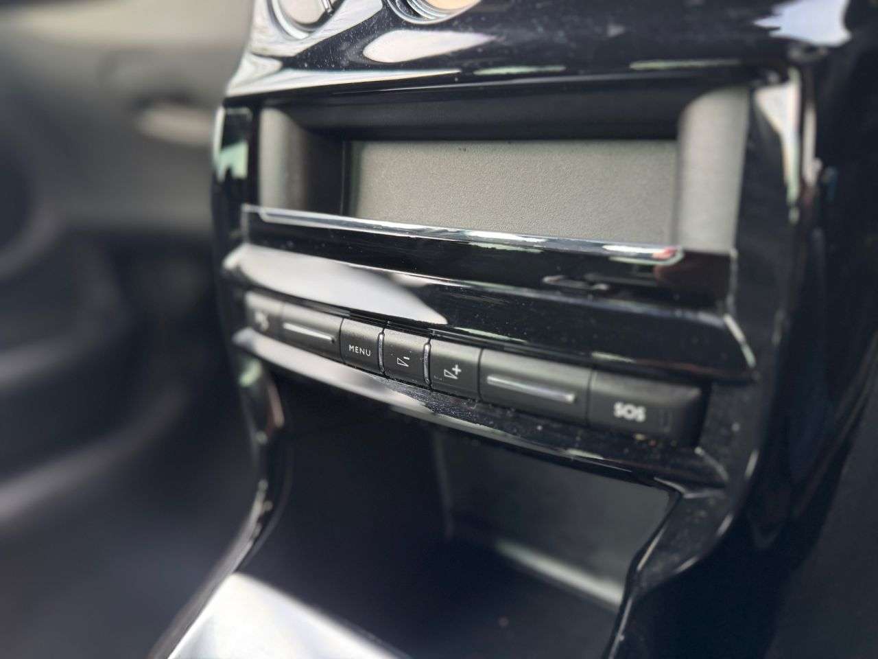 2018 DS AUTOMOBILES DS 3 2018 DS AUTOMOBILES DS 3