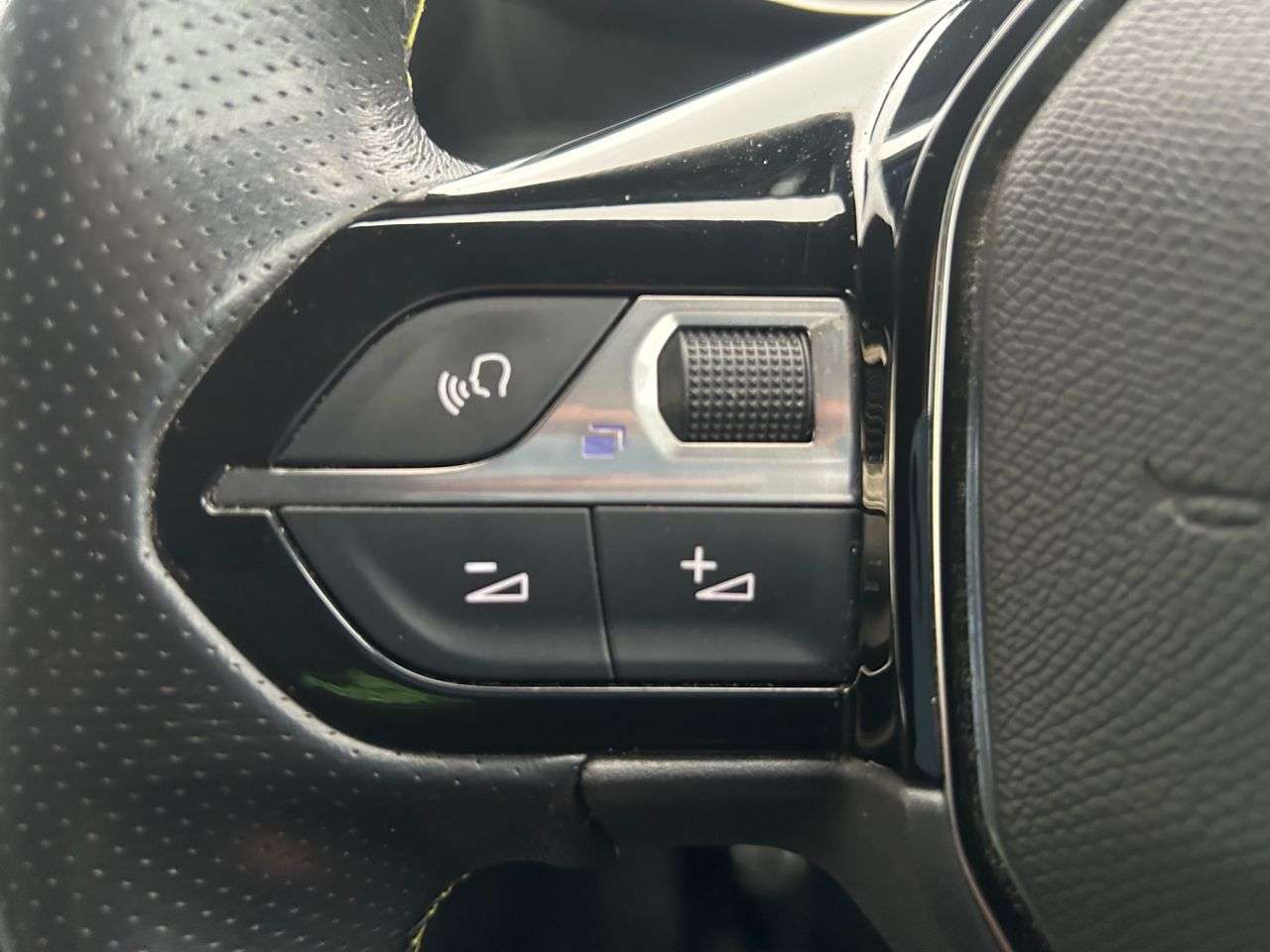 2020 PEUGEOT 2008 2020 PEUGEOT 2008