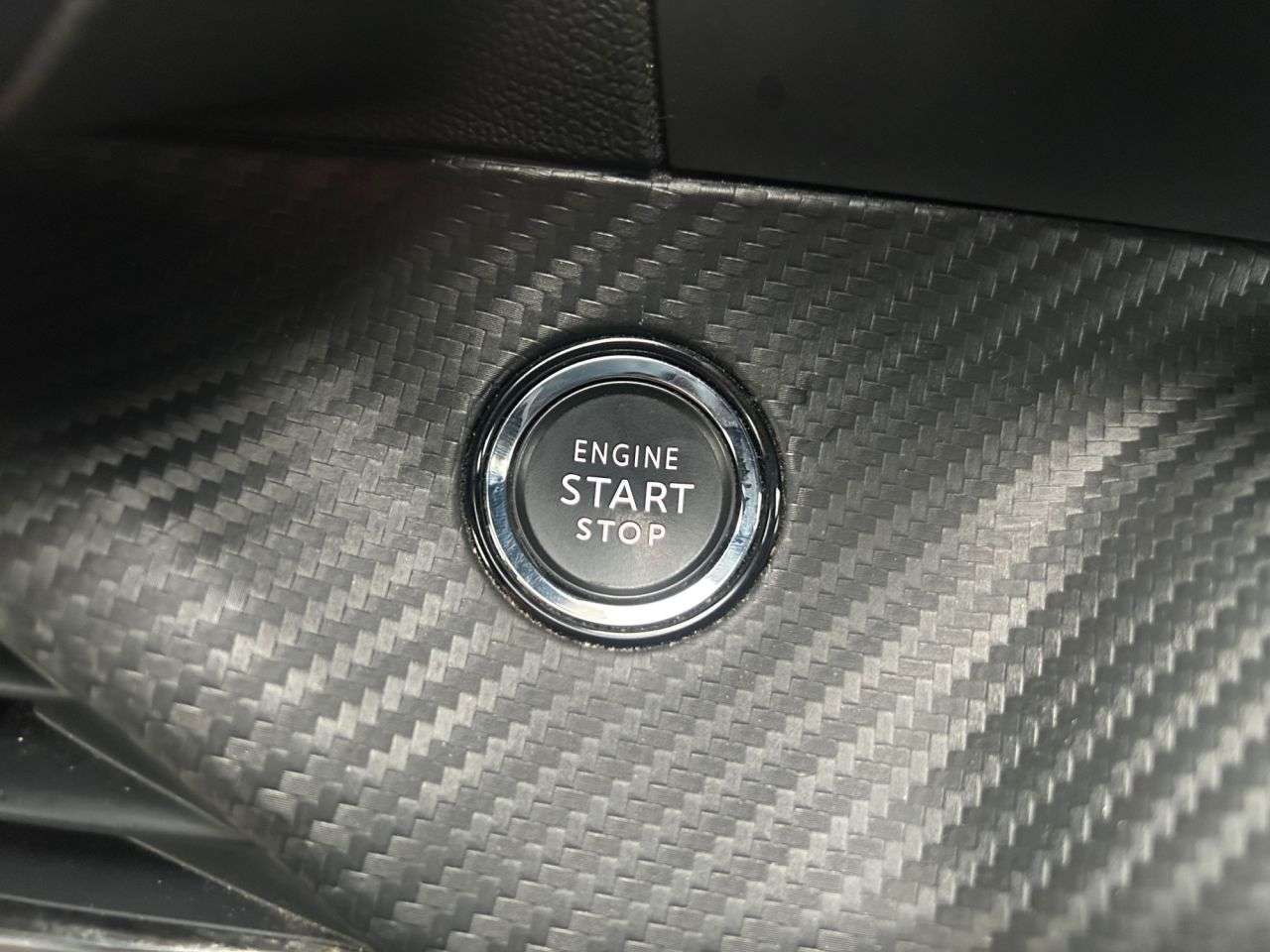 2020 PEUGEOT 2008 2020 PEUGEOT 2008