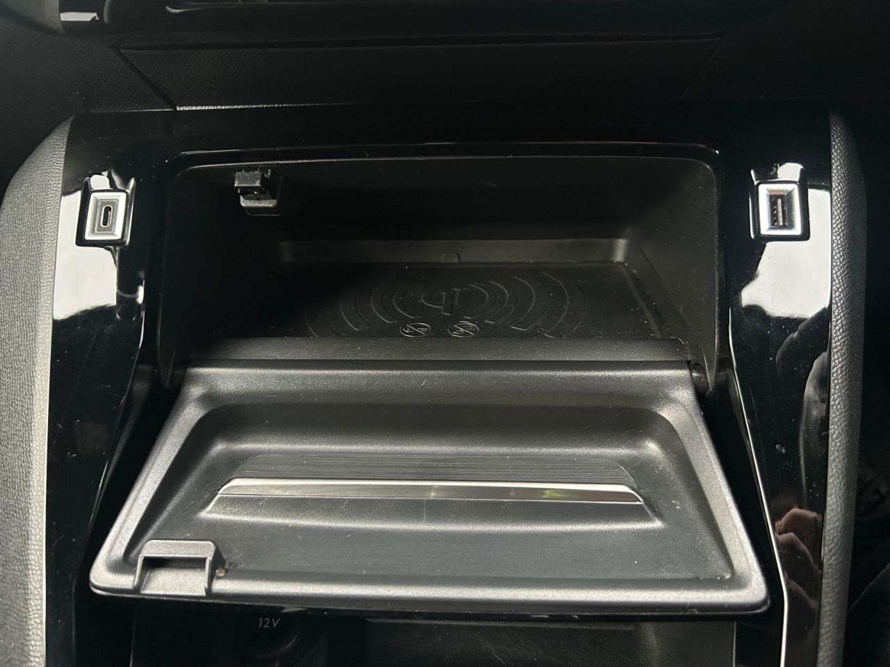 2020 PEUGEOT 2008 2020 PEUGEOT 2008