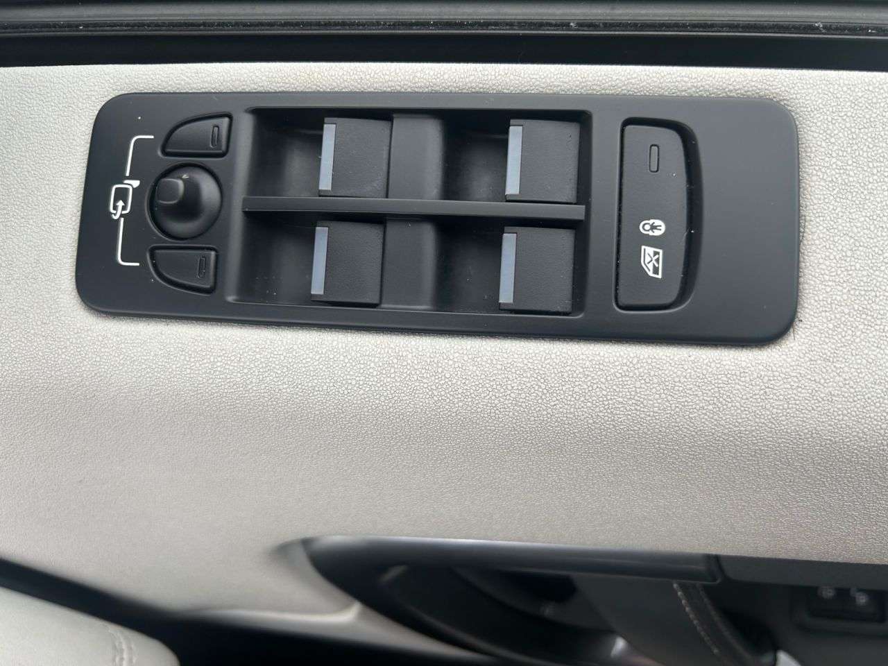 2018 LAND ROVER DISCOVERY SPORT 2018 LAND ROVER DISCOVERY SPORT