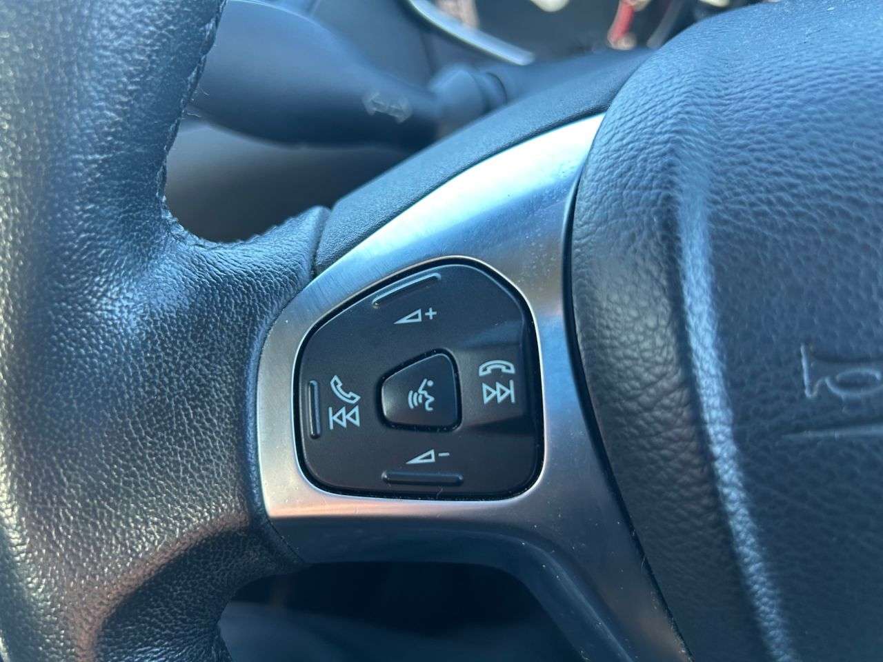 2015 FORD FIESTA 2015 FORD FIESTA