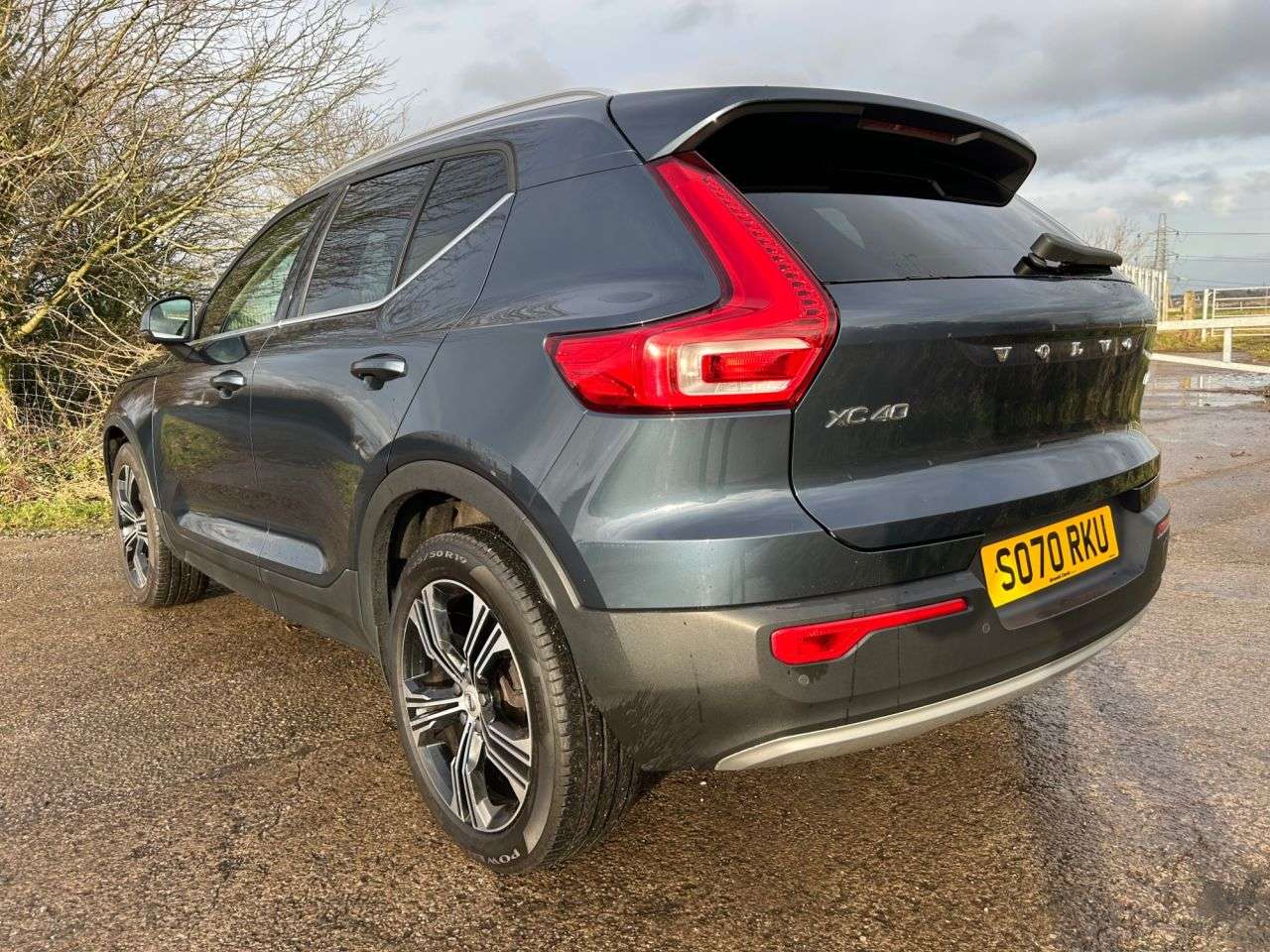 2020 VOLVO XC40 2020 VOLVO XC40