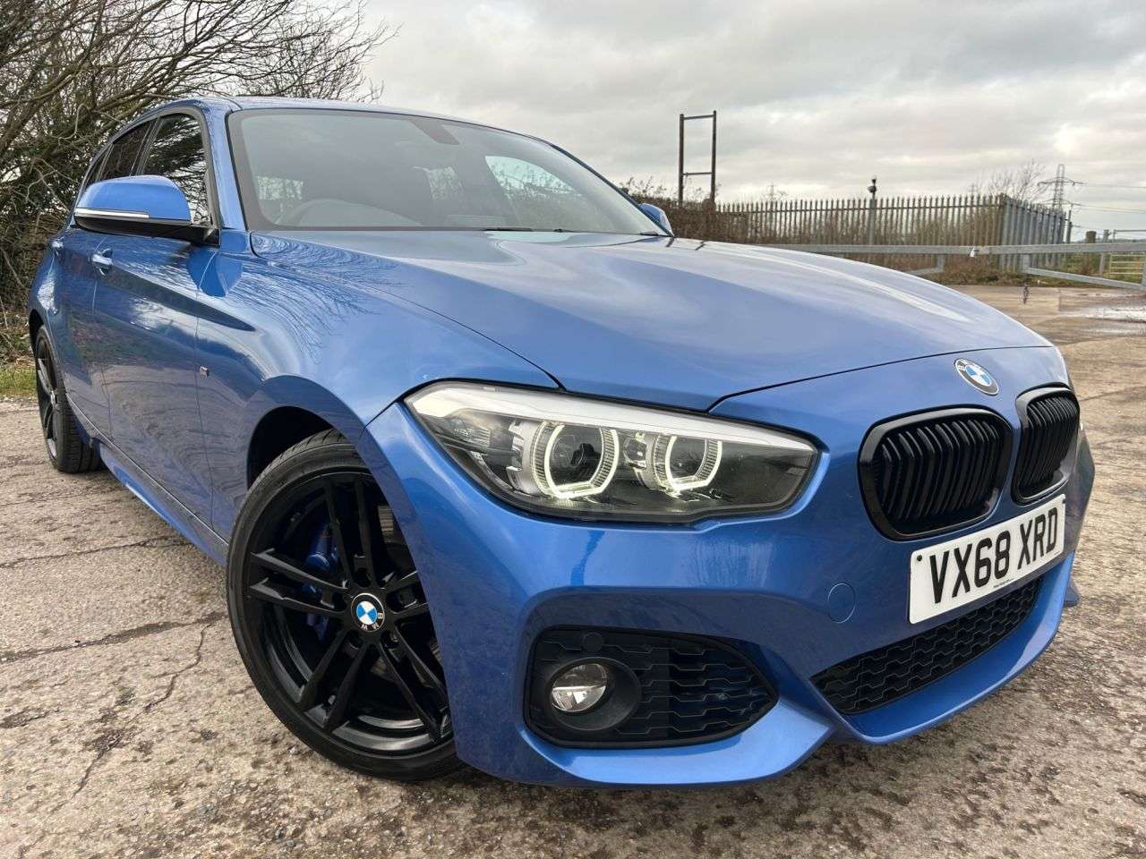 A 2018 BMW 1 SERIES 1.5 118i M Sport Shadow Edition Hatchback 5dr Petrol Auto Euro 6 (s/s) (136 A 2018 BMW 1 SERIES 1.5 118i M Sport Shadow Edition Hatchback 5dr Petrol Auto Euro 6 (s/s) (136