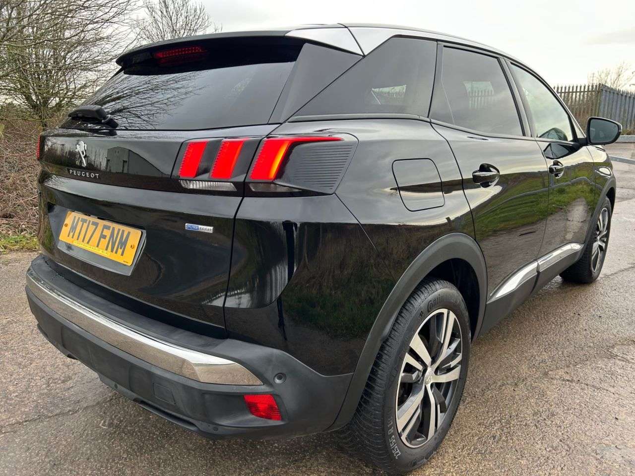 2017 PEUGEOT 3008 2017 PEUGEOT 3008