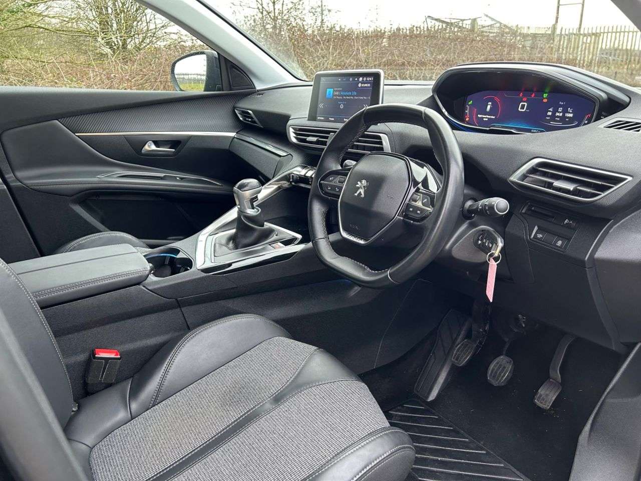 2017 PEUGEOT 3008 2017 PEUGEOT 3008