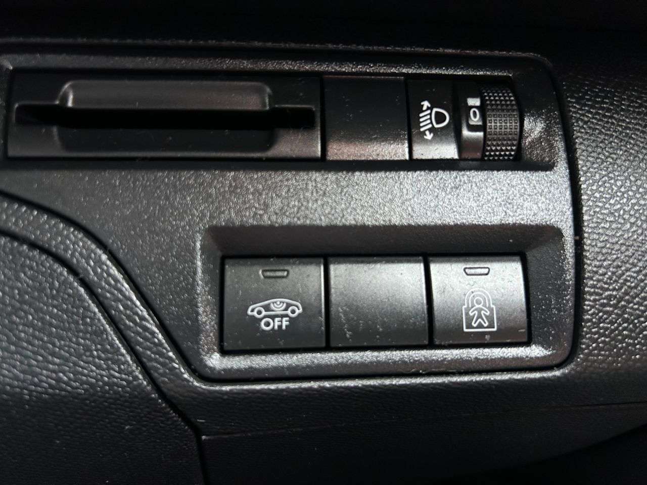 2017 PEUGEOT 3008 2017 PEUGEOT 3008