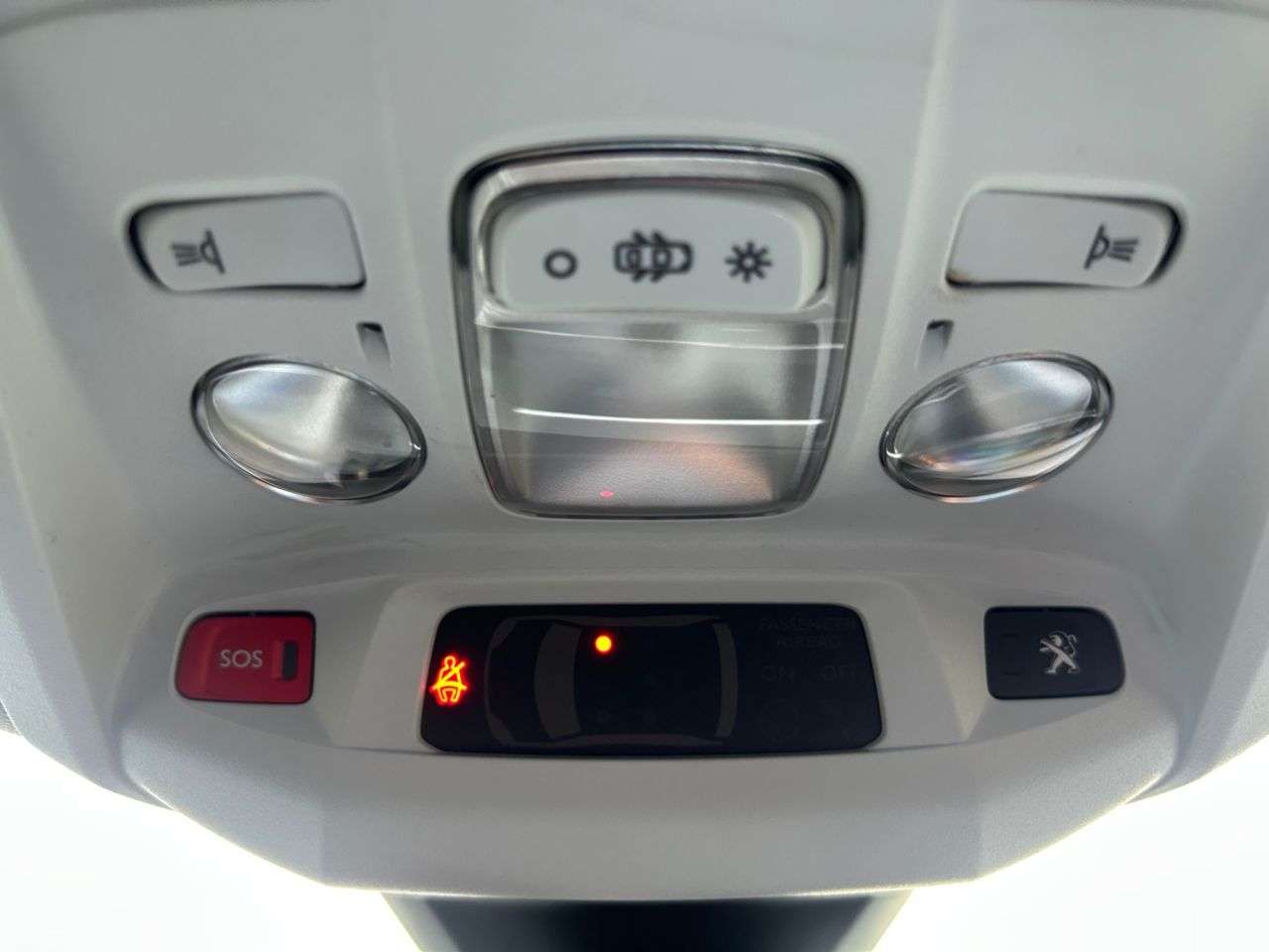 2017 PEUGEOT 3008 2017 PEUGEOT 3008