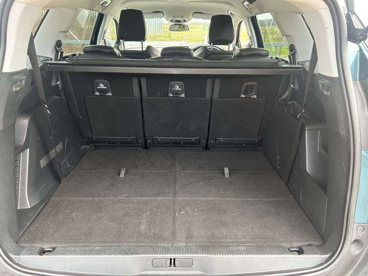 2017 PEUGEOT 5008 2017 PEUGEOT 5008