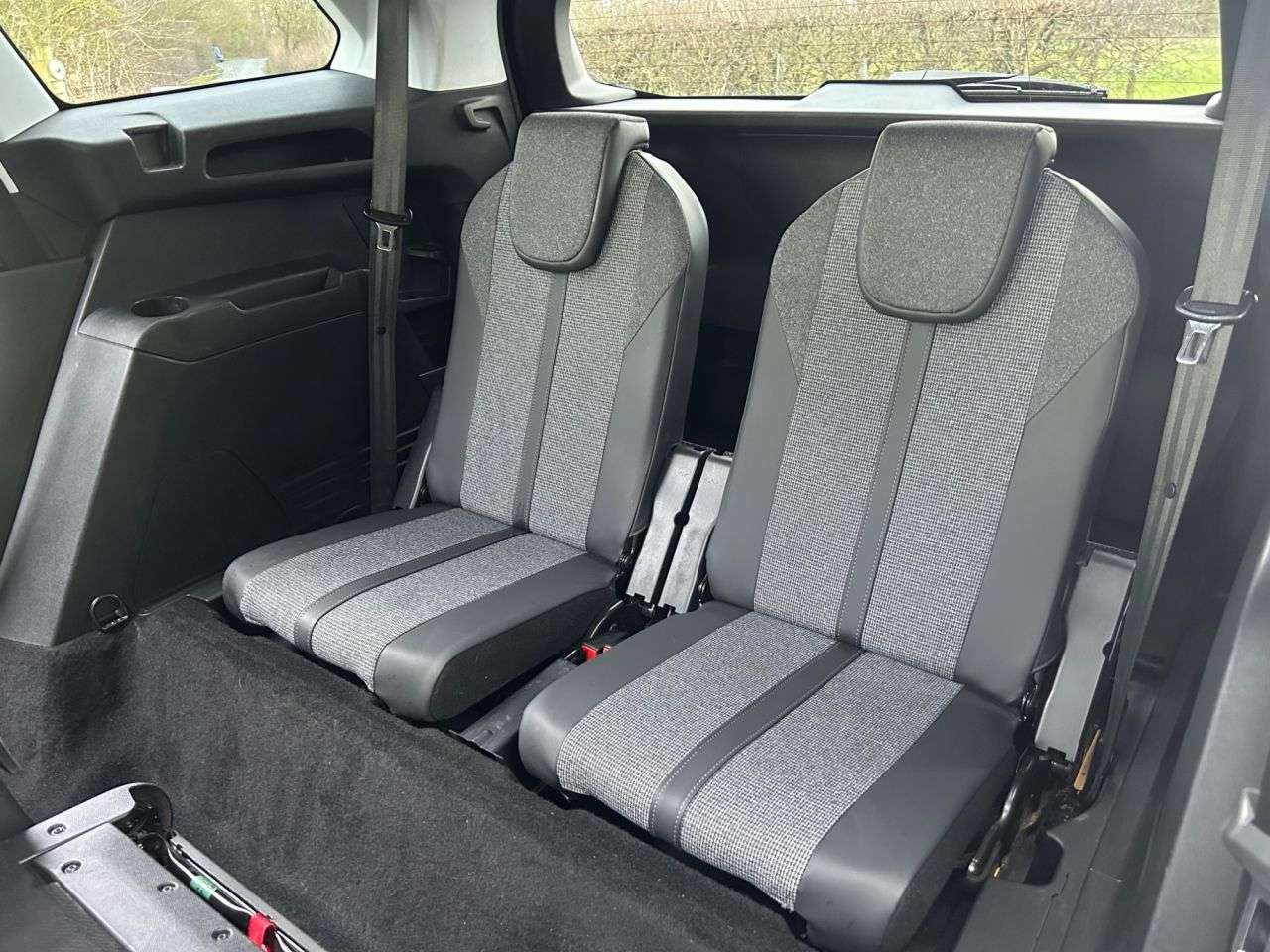 2017 PEUGEOT 5008 2017 PEUGEOT 5008