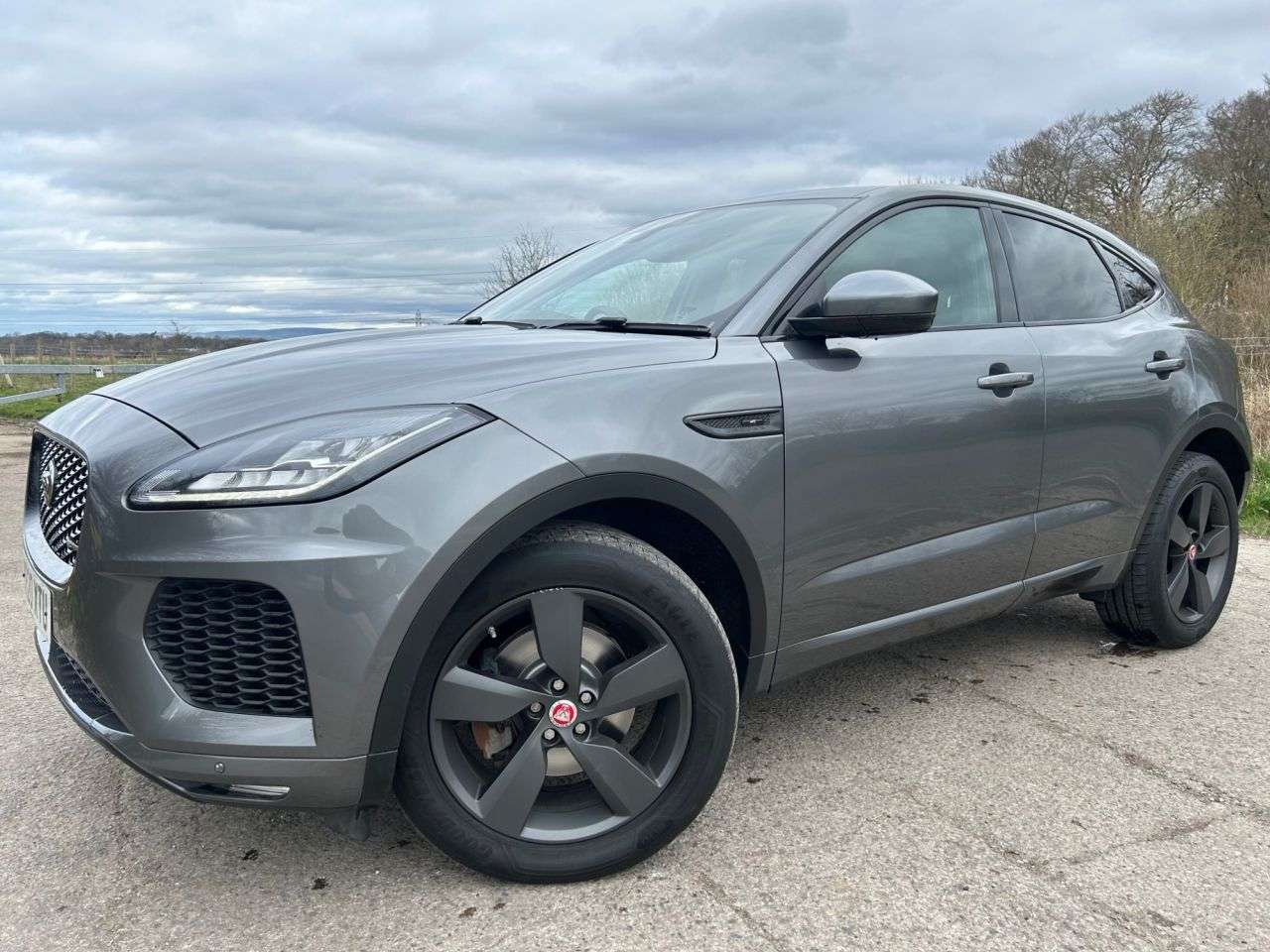 A 2020 JAGUAR E-PACE 2.0 D180 Chequered Flag SUV 5dr Diesel Auto AWD Euro 6 (s/s) (180 ps) MERID A 2020 JAGUAR E-PACE 2.0 D180 Chequered Flag SUV 5dr Diesel Auto AWD Euro 6 (s/s) (180 ps) MERID