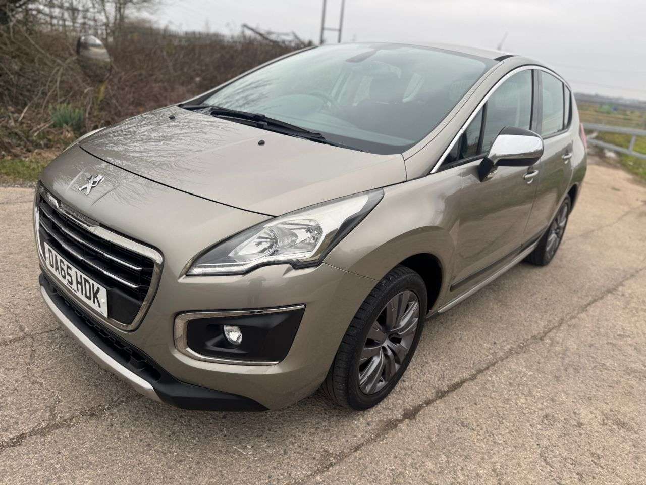 2015 PEUGEOT 3008 2015 PEUGEOT 3008