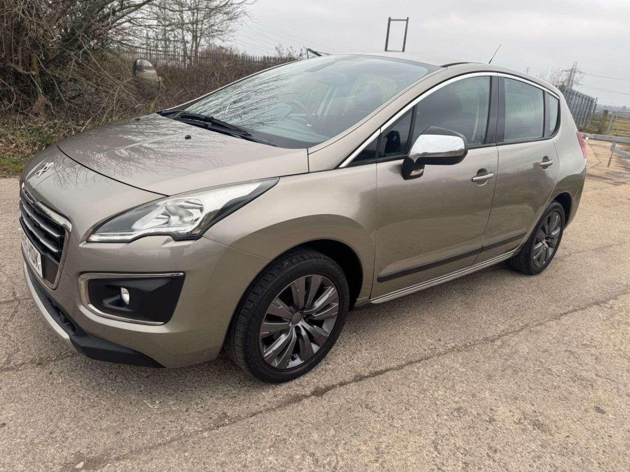 2015 PEUGEOT 3008 2015 PEUGEOT 3008