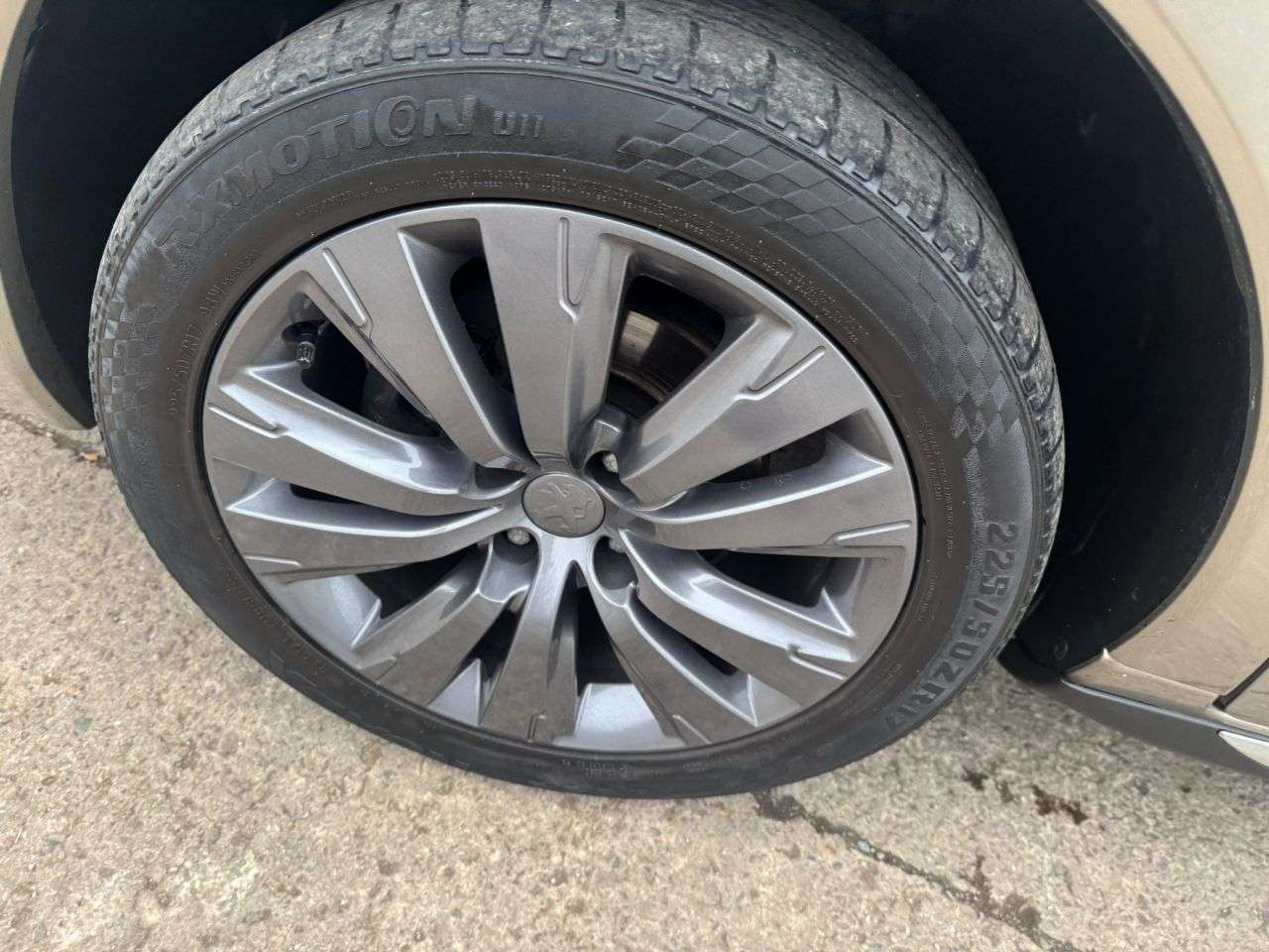 2015 PEUGEOT 3008 2015 PEUGEOT 3008