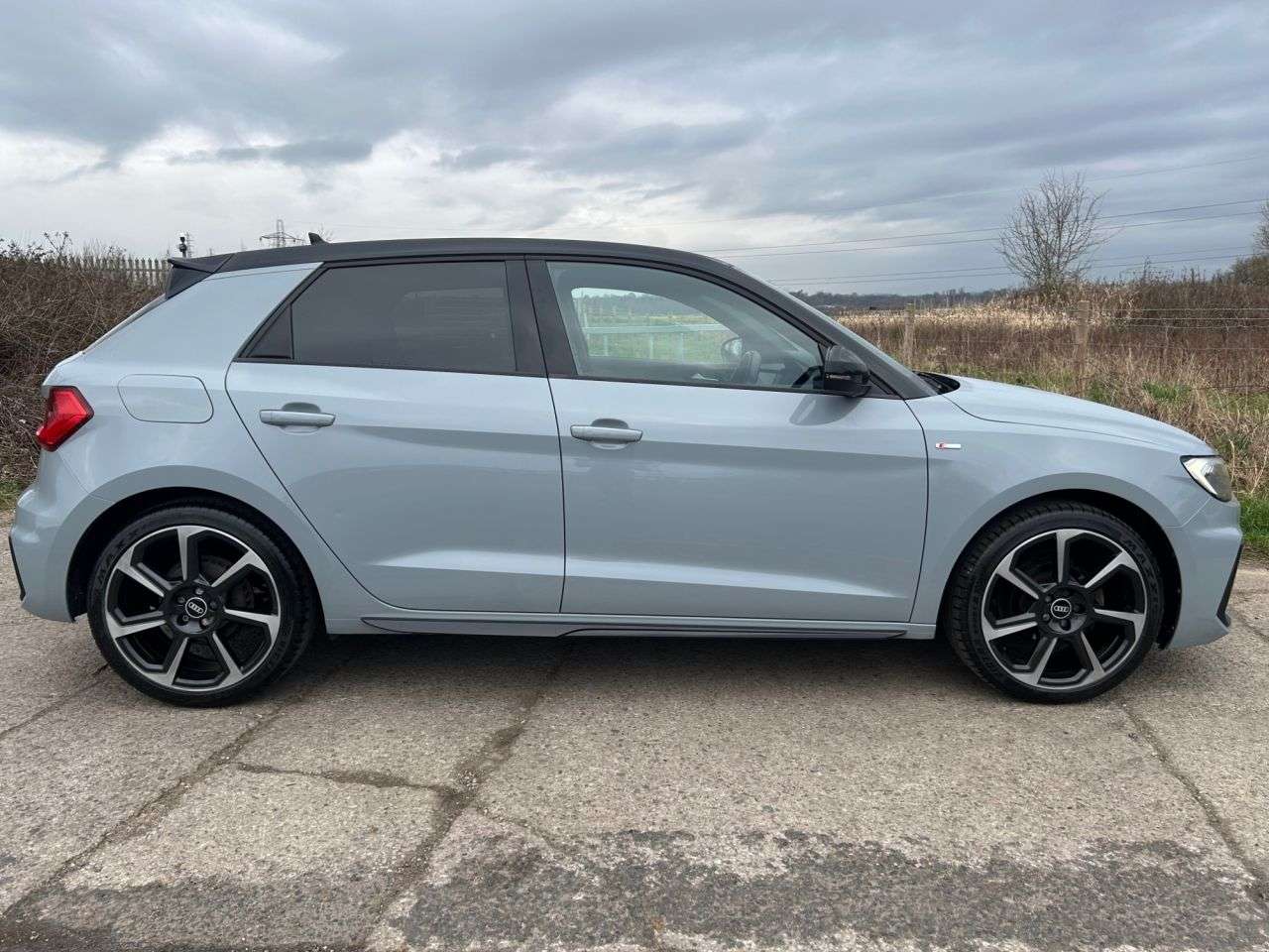 A 2021 AUDI A1 1.0 TFSI 25 Black Edition Sportback 5dr Petrol Manual Euro 6 (s/s) (95 ps) A 2021 AUDI A1 1.0 TFSI 25 Black Edition Sportback 5dr Petrol Manual Euro 6 (s/s) (95 ps)