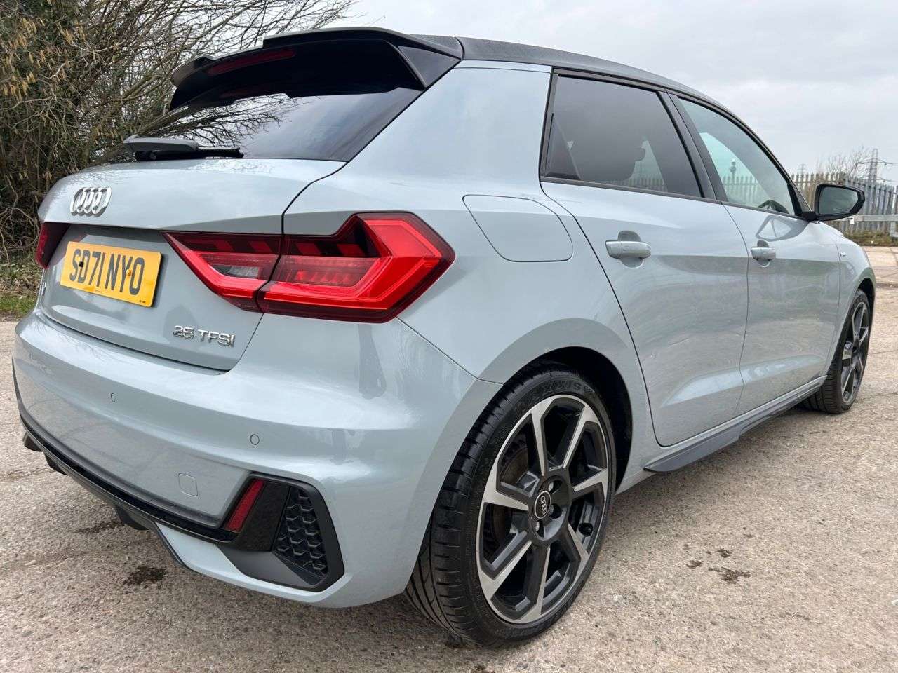 2021 AUDI A1 2021 AUDI A1