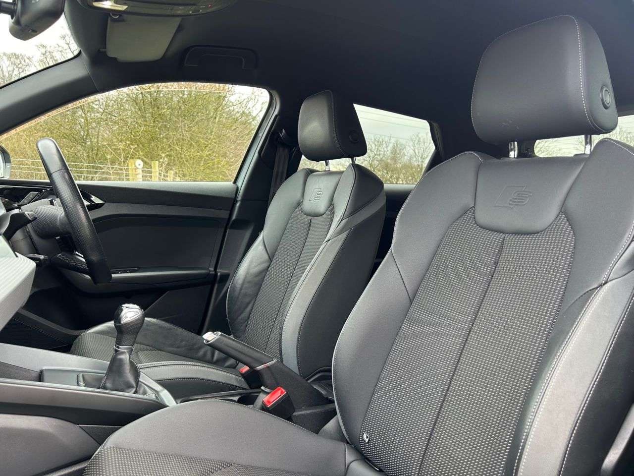 2021 AUDI A1 2021 AUDI A1