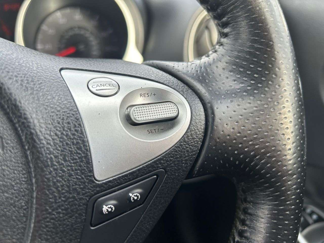 2011 NISSAN JUKE 2011 NISSAN JUKE