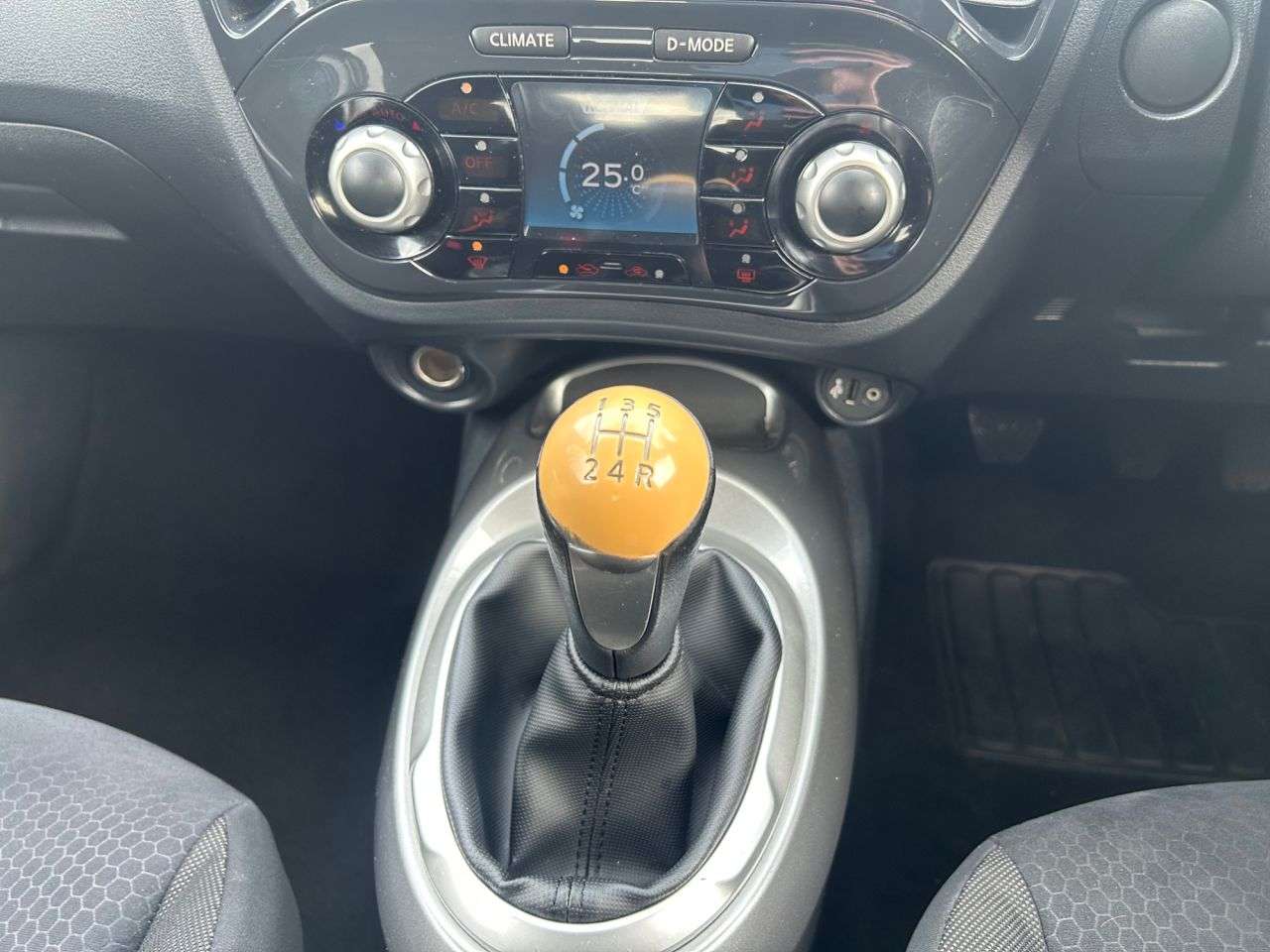 2011 NISSAN JUKE 2011 NISSAN JUKE