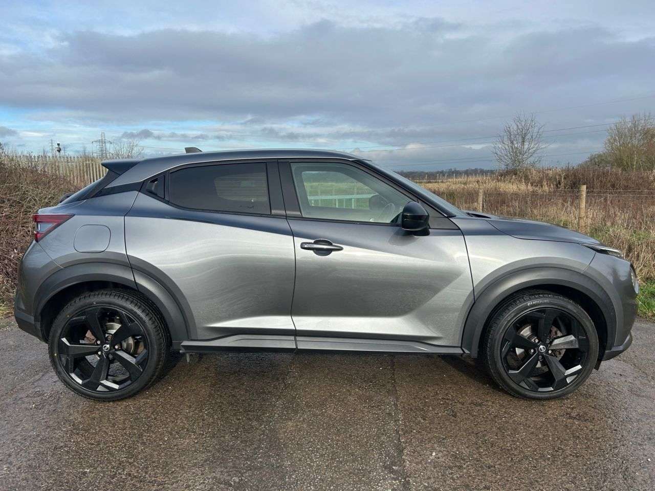 A 2020 NISSAN JUKE 1.0 DIG-T N-Connecta SUV 5dr Petrol DCT Auto Euro 6 (s/s) (117 ps) A 2020 NISSAN JUKE 1.0 DIG-T N-Connecta SUV 5dr Petrol DCT Auto Euro 6 (s/s) (117 ps)