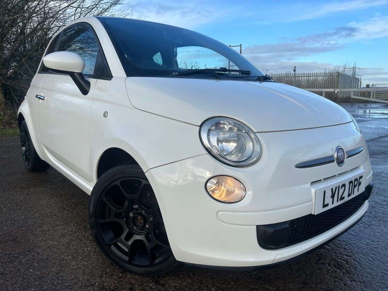 A 2012 FIAT 500 0.9 TwinAir Plus Hatchback 3dr Petrol Manual Euro 5 (s/s) (85 bhp) A 2012 FIAT 500 0.9 TwinAir Plus Hatchback 3dr Petrol Manual Euro 5 (s/s) (85 bhp)