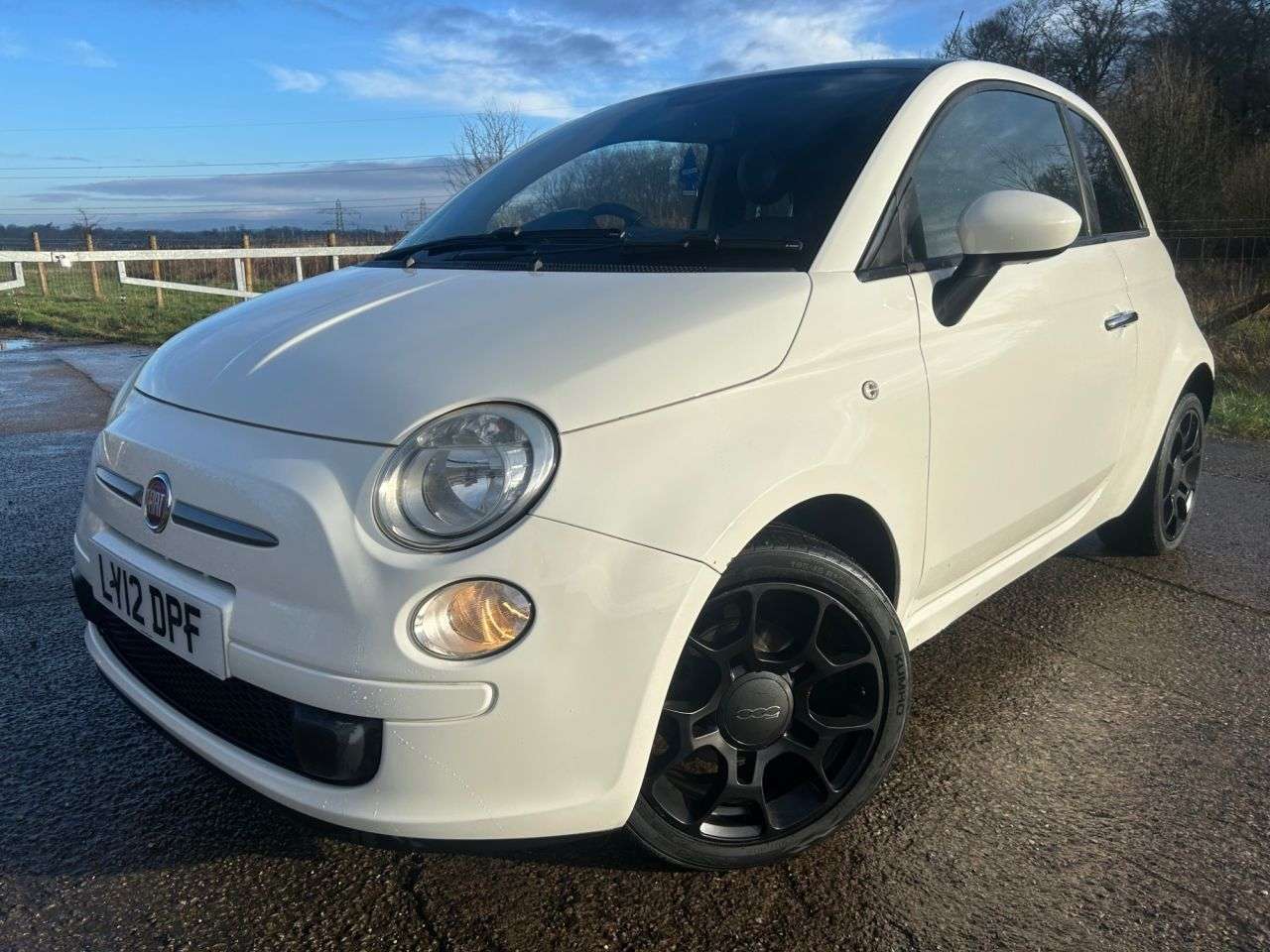 A 2012 FIAT 500 0.9 TwinAir Plus Hatchback 3dr Petrol Manual Euro 5 (s/s) (85 bhp) A 2012 FIAT 500 0.9 TwinAir Plus Hatchback 3dr Petrol Manual Euro 5 (s/s) (85 bhp)