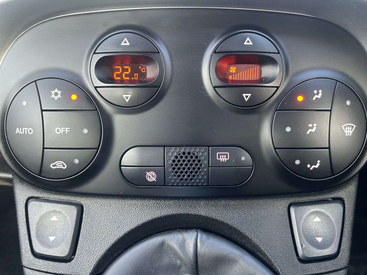 2012 FIAT 500 2012 FIAT 500