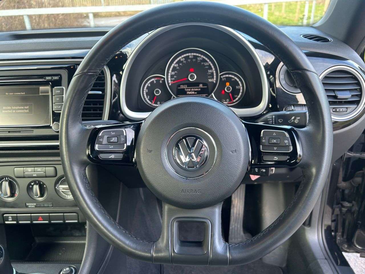 2015 VOLKSWAGEN BEETLE 2015 VOLKSWAGEN BEETLE