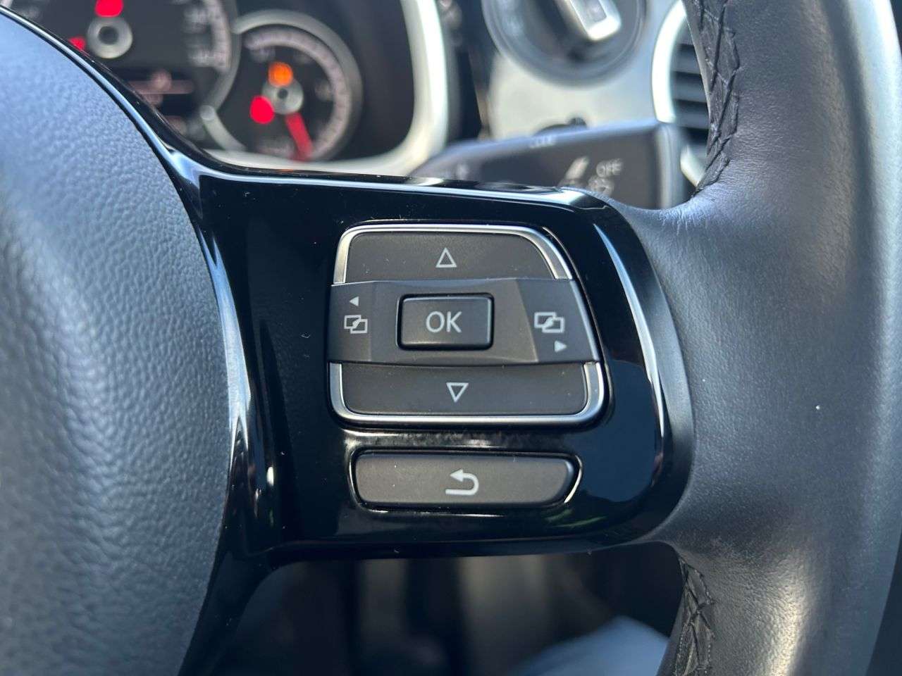 2015 VOLKSWAGEN BEETLE 2015 VOLKSWAGEN BEETLE