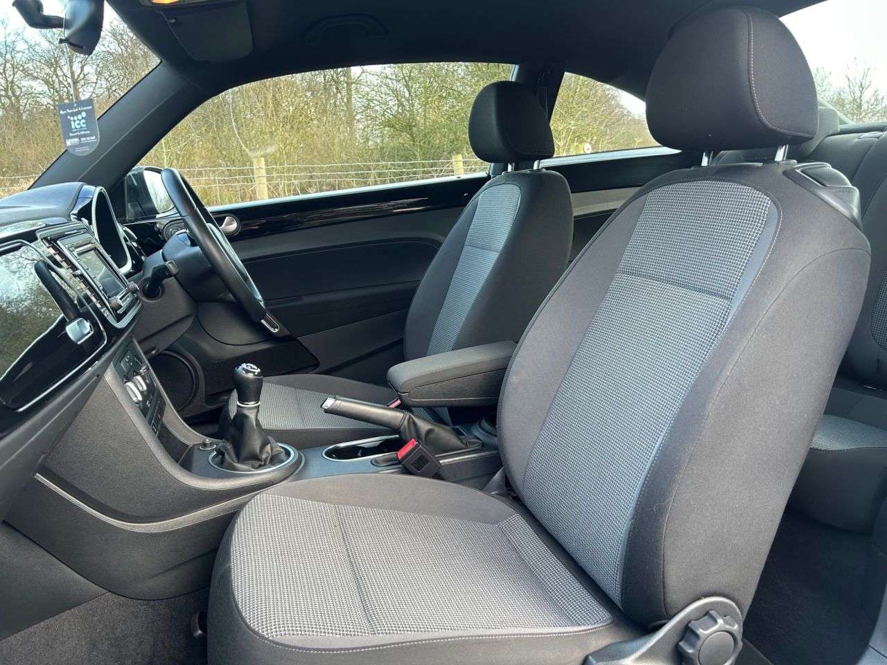 2015 VOLKSWAGEN BEETLE 2015 VOLKSWAGEN BEETLE