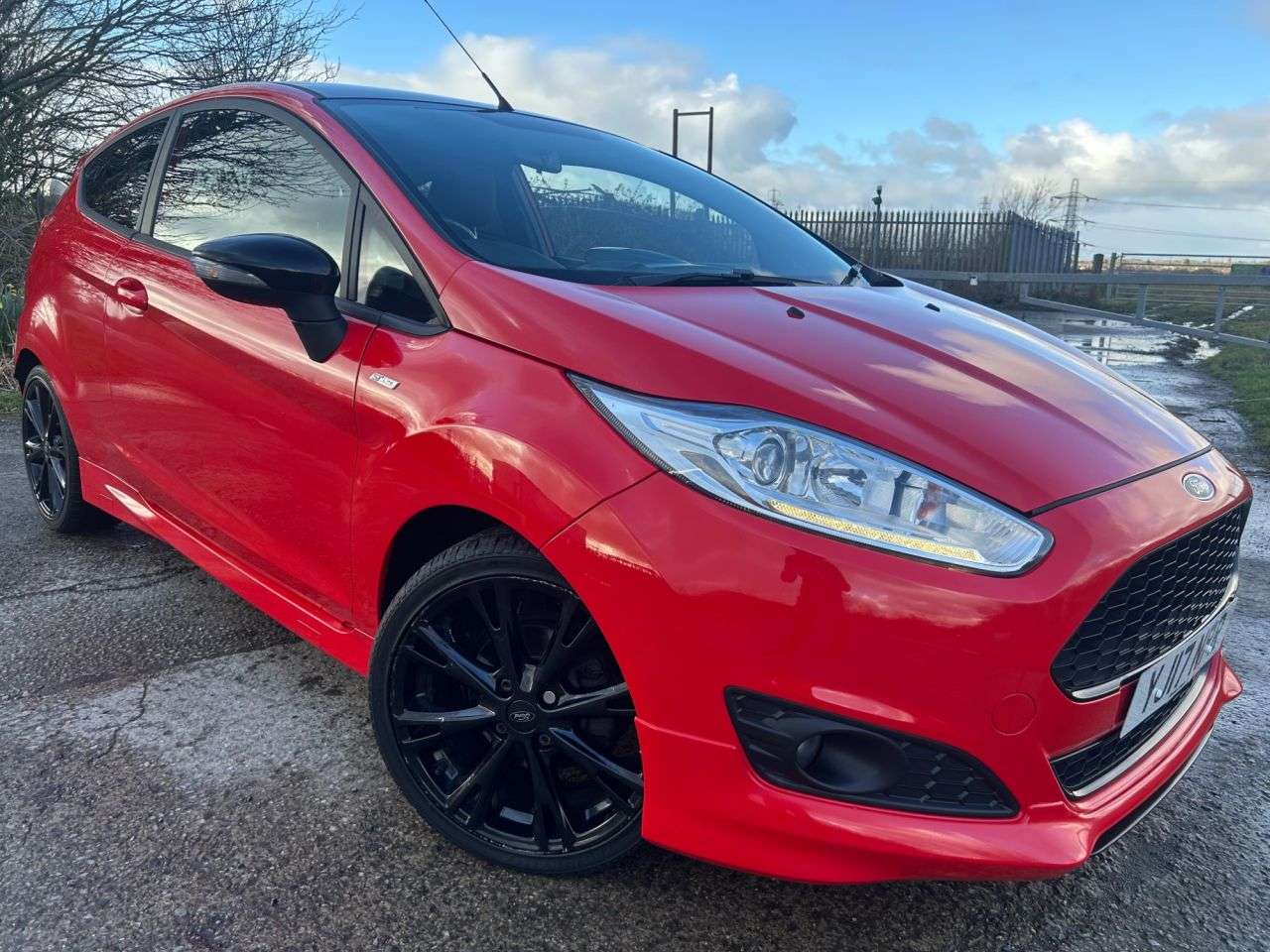 A 2017 FORD FIESTA 1.0T EcoBoost ST-Line Hatchback 3dr Petrol Manual Euro 6 (s/s) (140 ps) A 2017 FORD FIESTA 1.0T EcoBoost ST-Line Hatchback 3dr Petrol Manual Euro 6 (s/s) (140 ps)