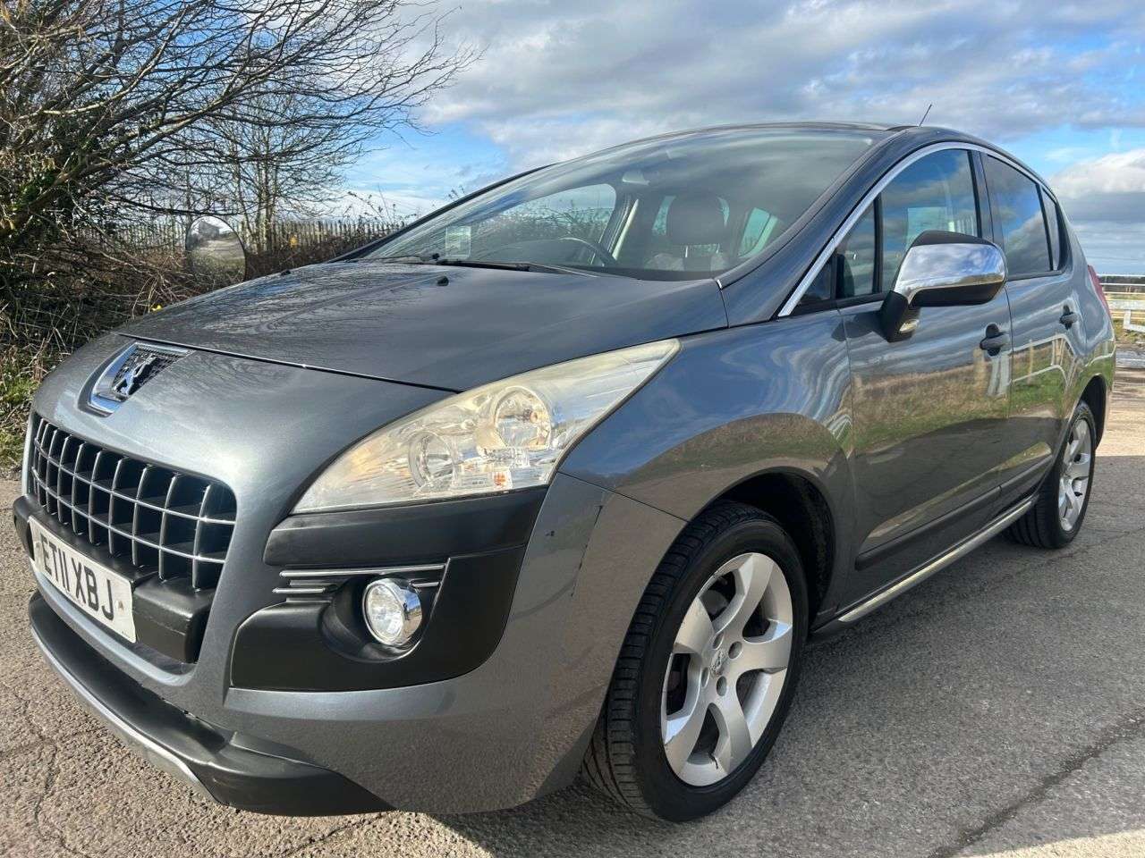 2011 PEUGEOT 3008 2011 PEUGEOT 3008