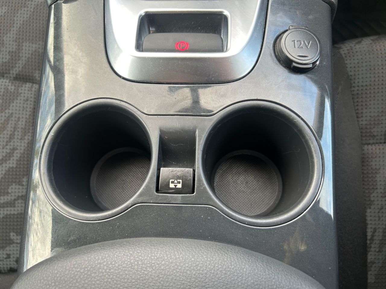 2011 PEUGEOT 3008 2011 PEUGEOT 3008