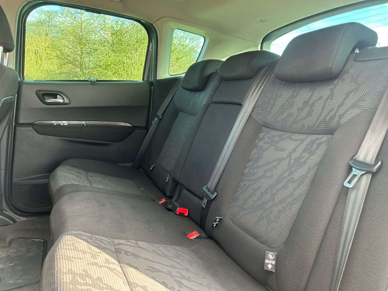 2011 PEUGEOT 3008 2011 PEUGEOT 3008