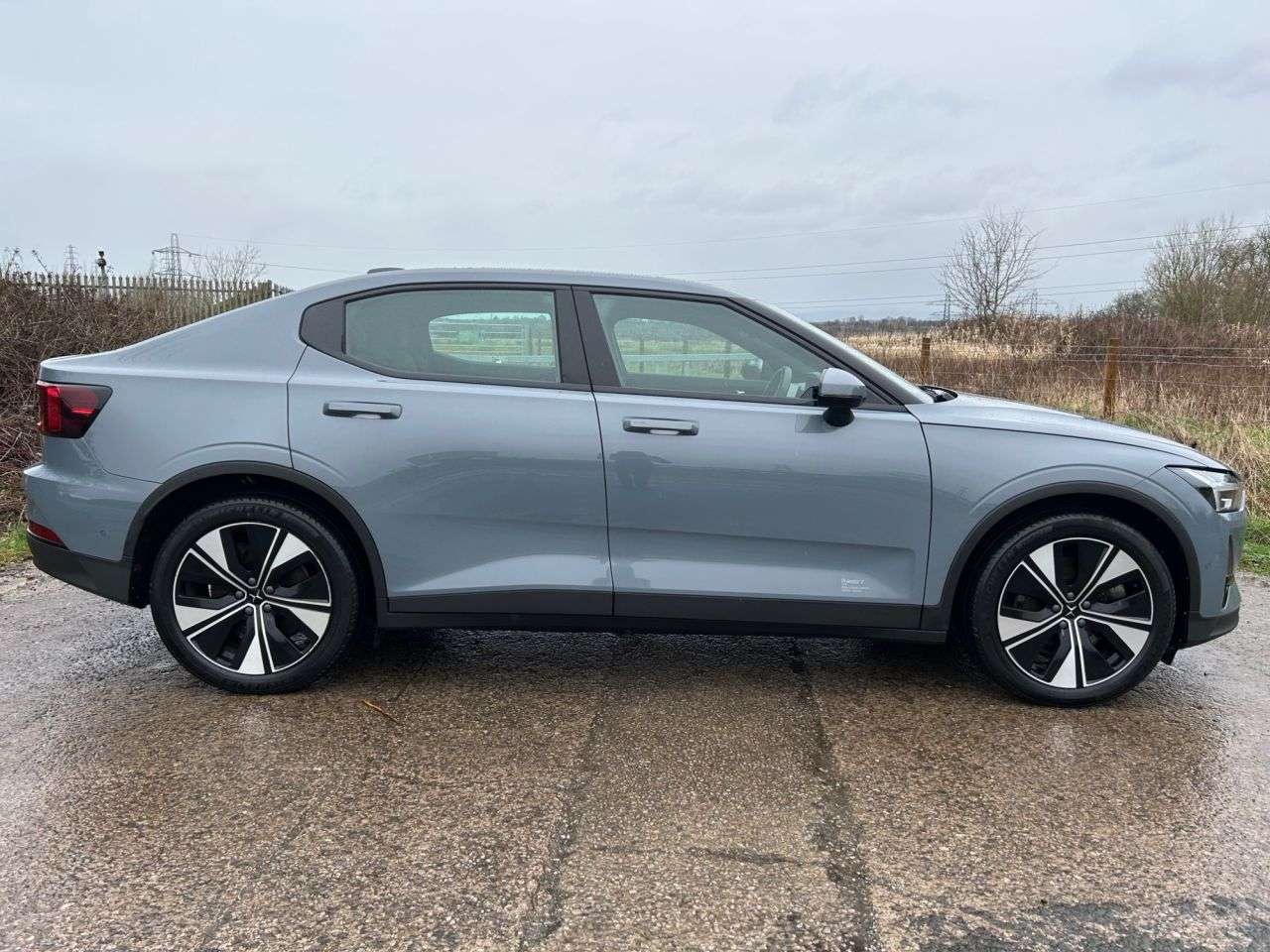 A 2022 POLESTAR POLESTAR 2 Dual Motor 78kWh Long Range Fastback 5dr Electric Auto 4WDE (408 ps) A 2022 POLESTAR POLESTAR 2 Dual Motor 78kWh Long Range Fastback 5dr Electric Auto 4WDE (408 ps)