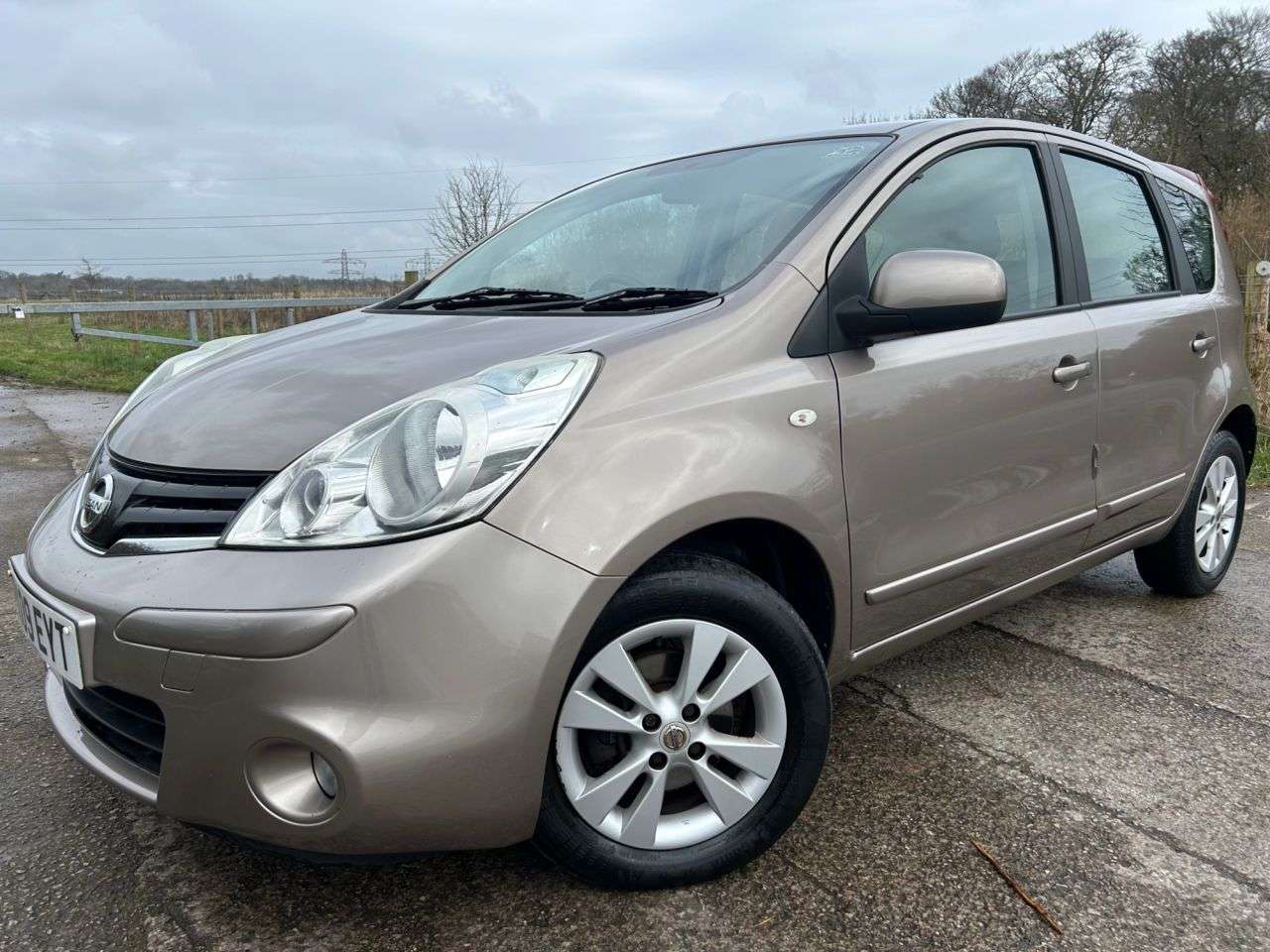 A 2009 NISSAN NOTE 1.5 dCi Acenta Hatchback 5dr Diesel Manual Euro 4 (86 ps) A 2009 NISSAN NOTE 1.5 dCi Acenta Hatchback 5dr Diesel Manual Euro 4 (86 ps)