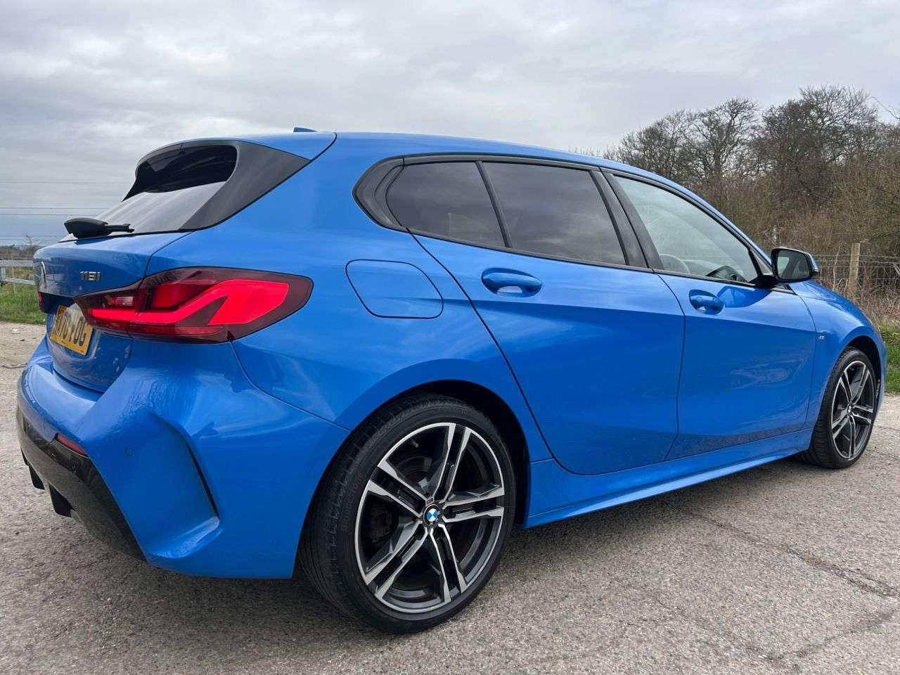 A 2020 BMW 1 SERIES 1.5 118i M Sport Hatchback 5dr Petrol DCT Euro 6 (s/s) (140 ps) M SPORT PAC A 2020 BMW 1 SERIES 1.5 118i M Sport Hatchback 5dr Petrol DCT Euro 6 (s/s) (140 ps) M SPORT PAC